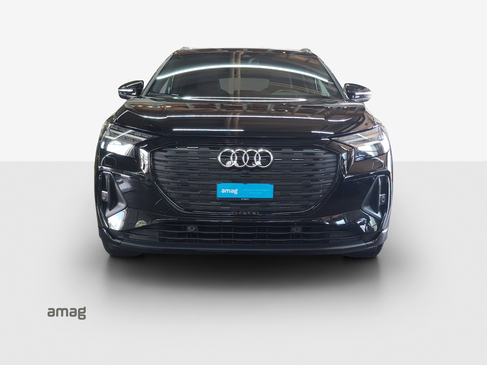 AUDI Q4 e-tron 50 quattro-image-6