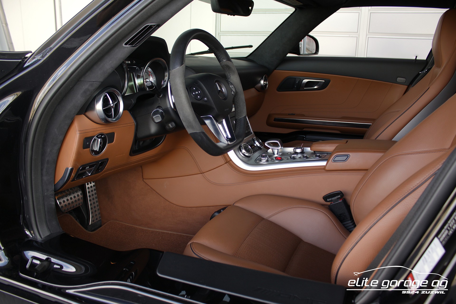 MERCEDES-BENZ SLS 63 AMG Speedshift-image-13