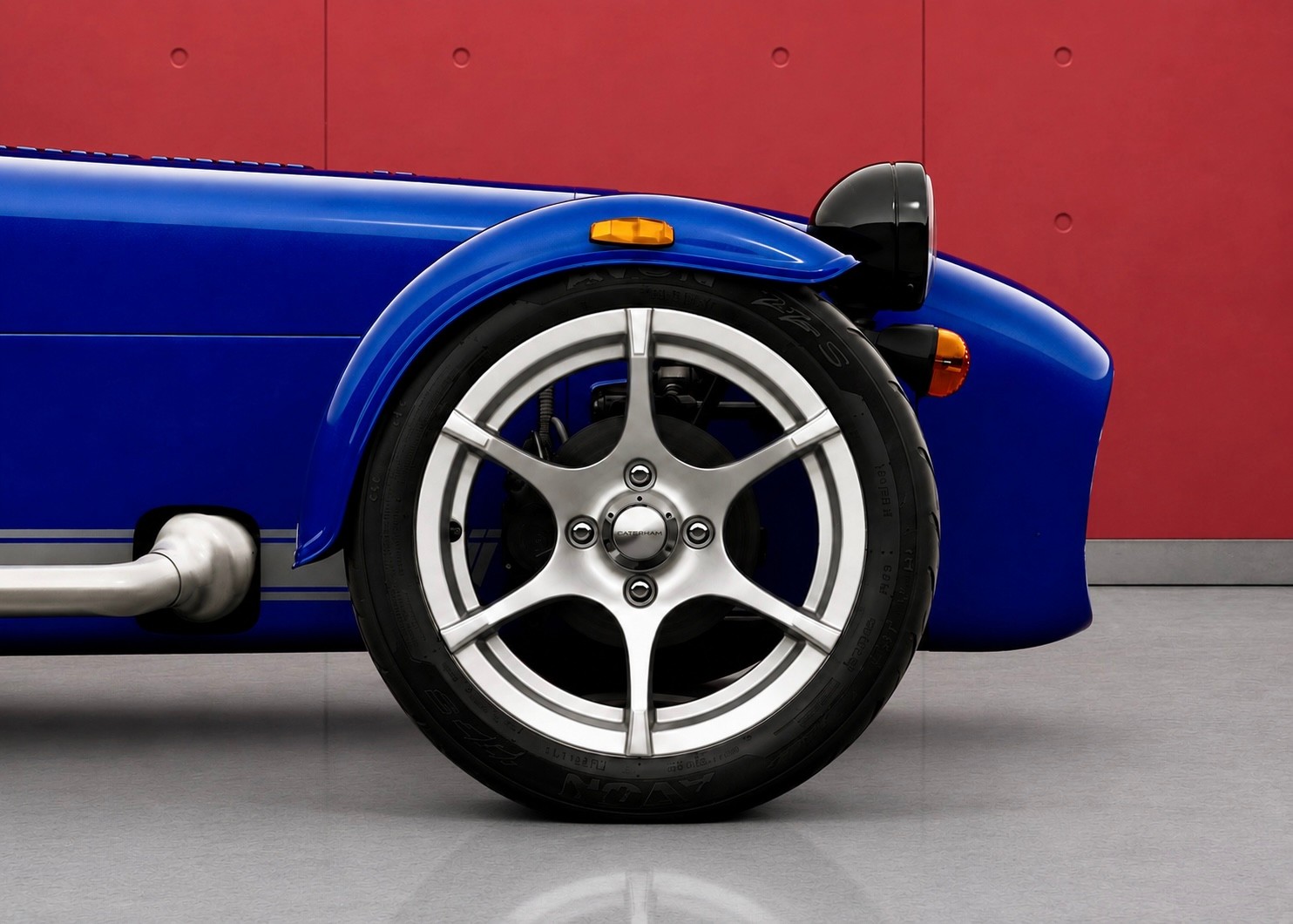 CATERHAM Seven 340S SV (MY26, Swiss new car, Viper Blue exclusive paint, 24-month factory warranty, delivery January 27)-image-6