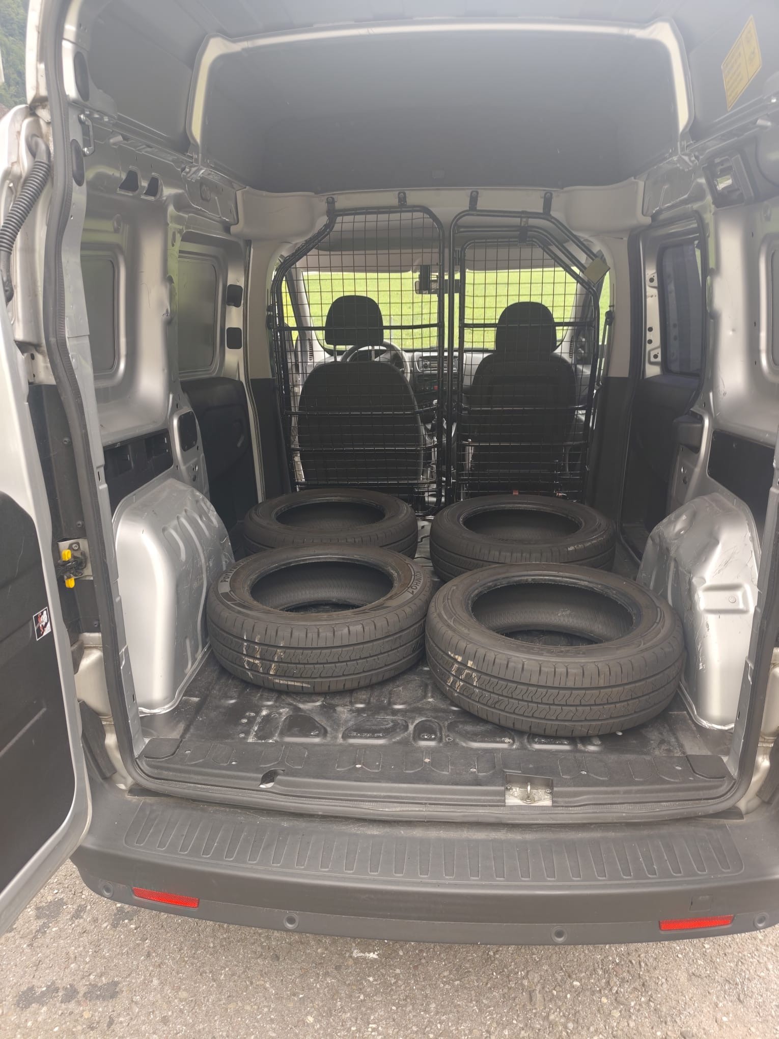 OPEL Combo 1.4i Start/Stop 2.2 L1H2-image-4