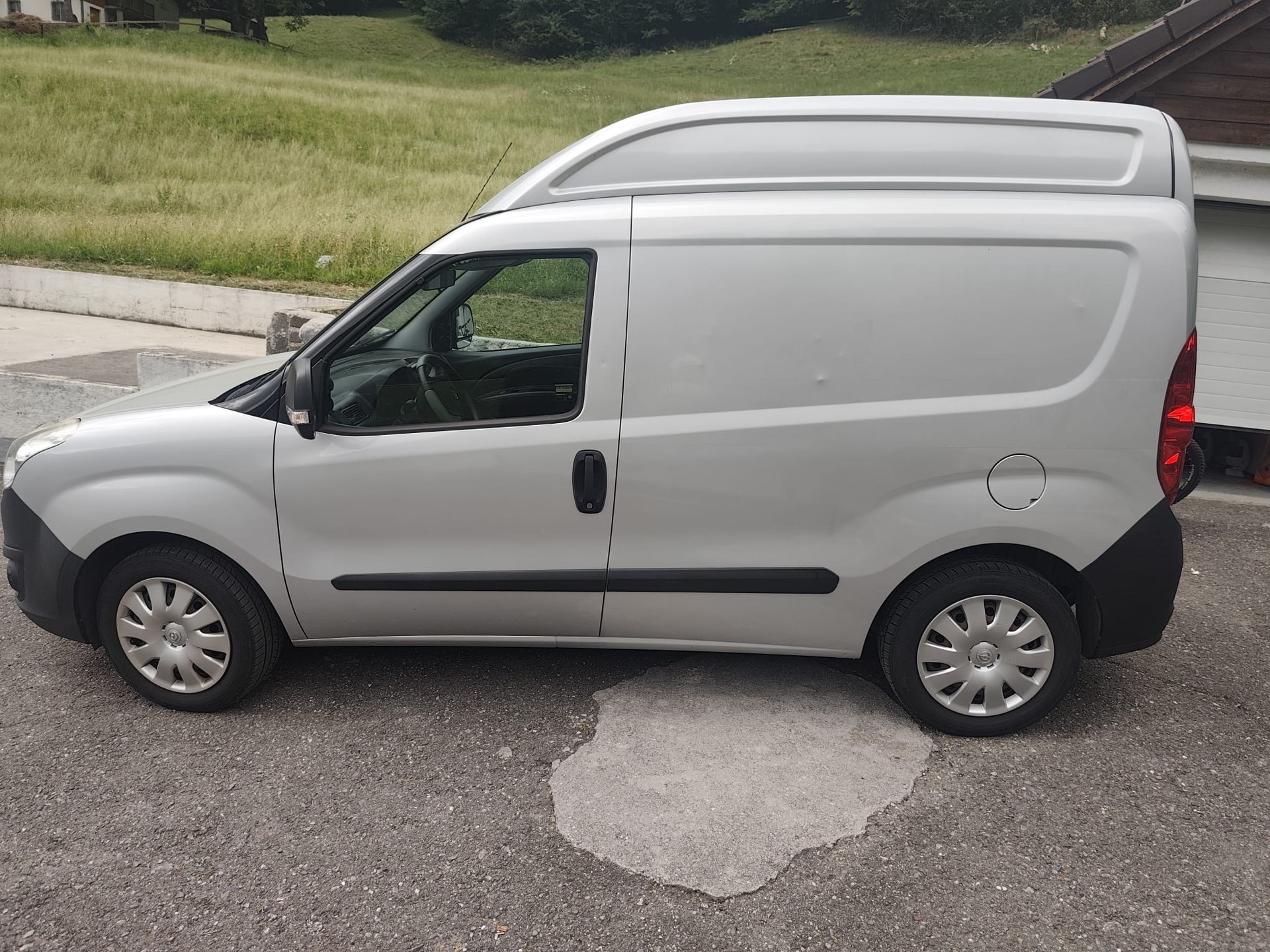 OPEL Combo 1.4i Start/Stop 2.2 L1H2-image-3