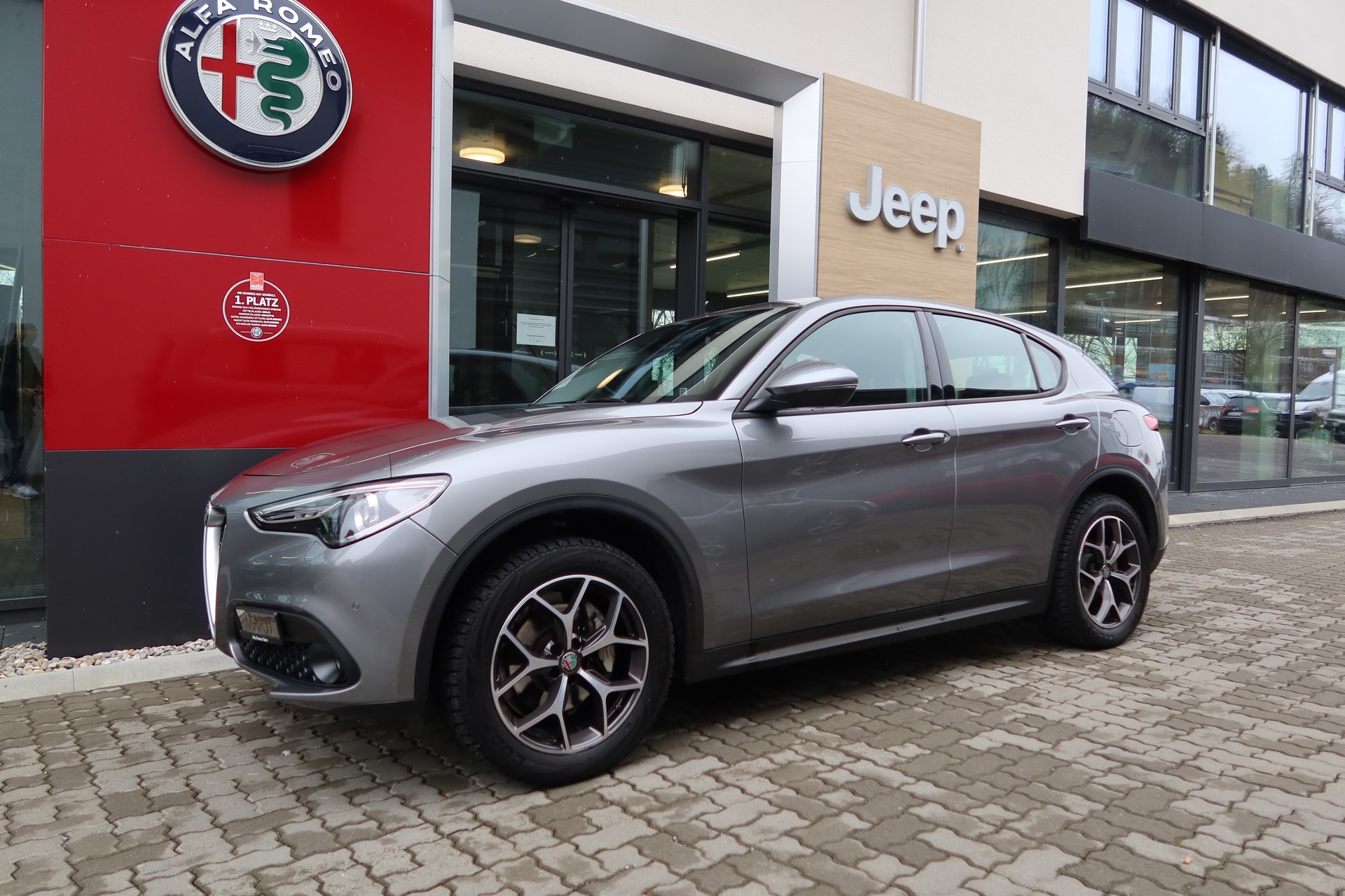 ALFA ROMEO Stelvio 2.2JTDM Execu. Q4-image-1