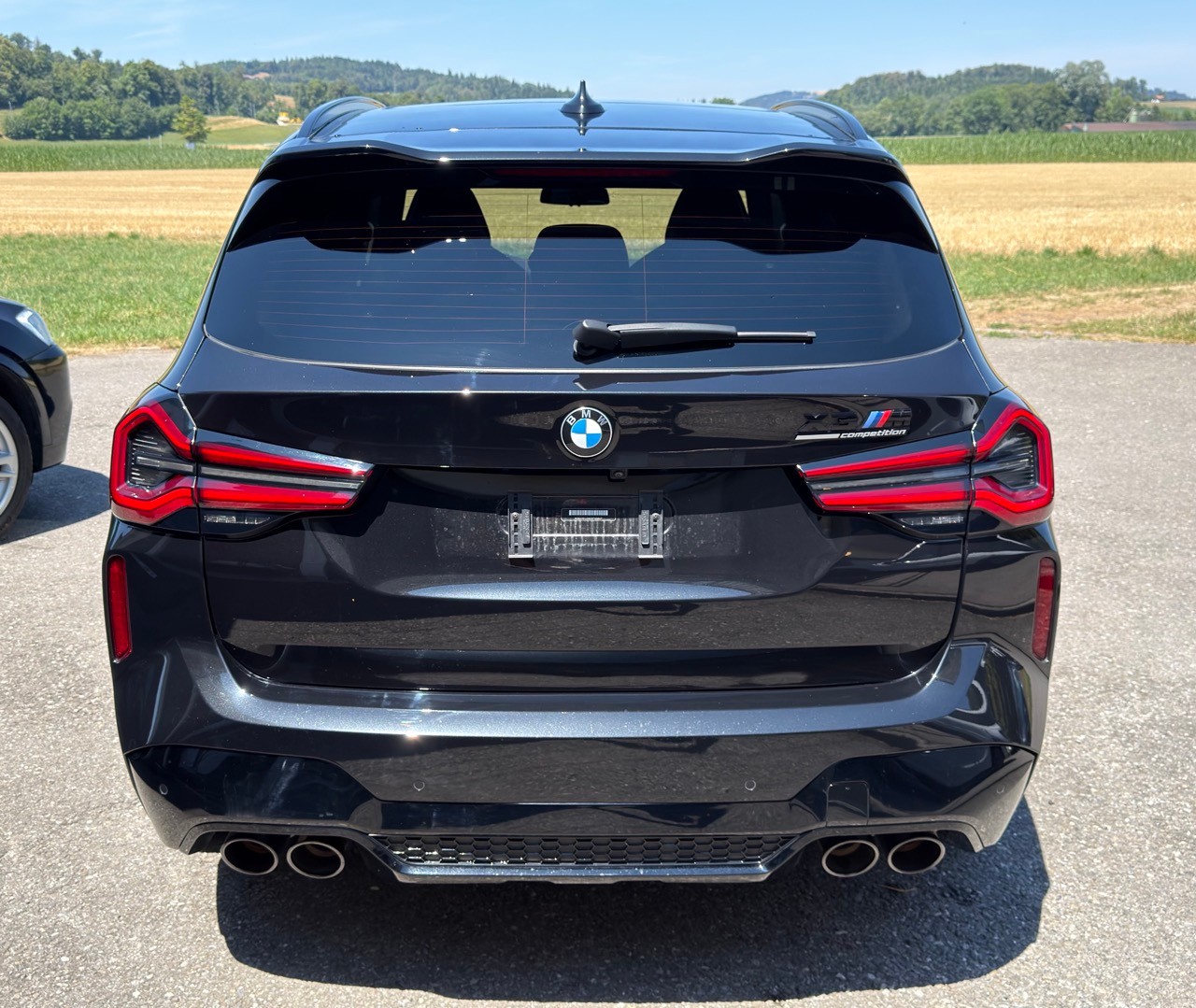 BMW M Competition-image-5
