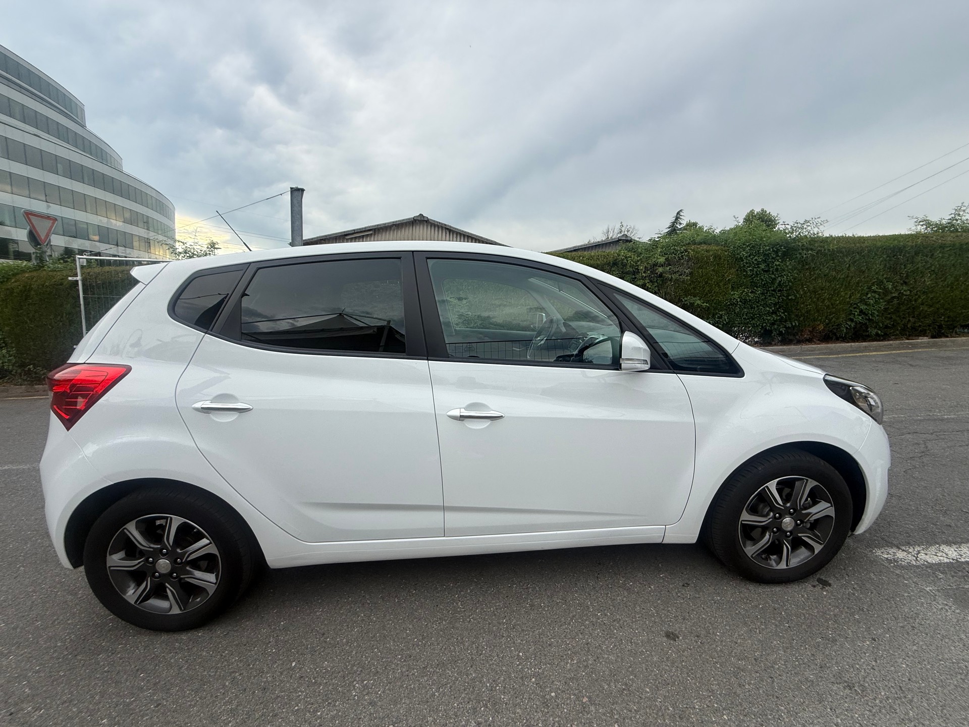 HYUNDAI iX20 1.6 Vertex Automatic-image-7