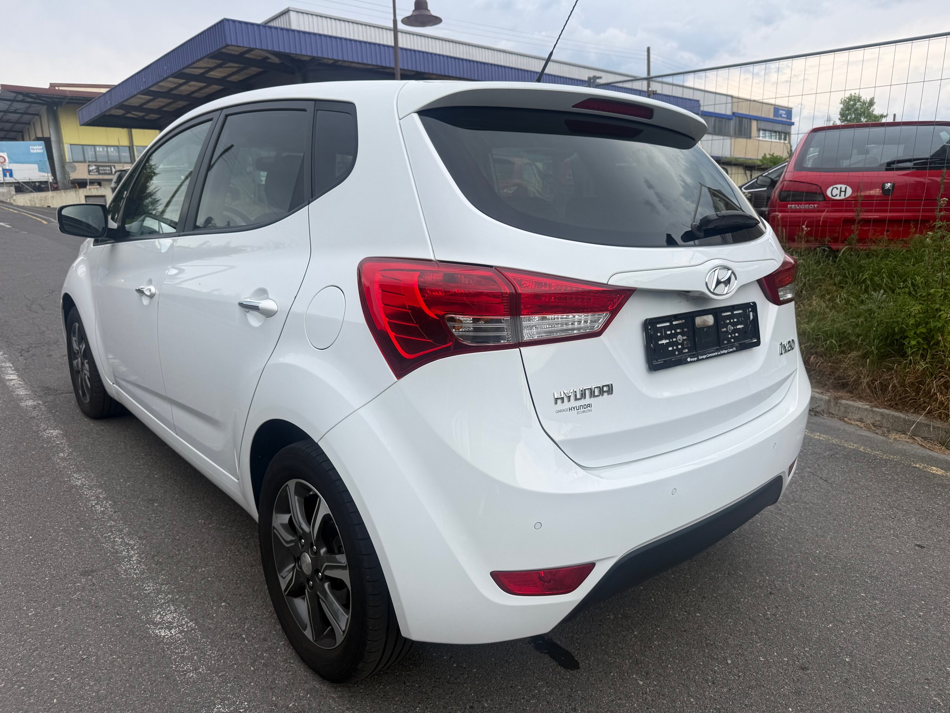 HYUNDAI iX20 1.6 Vertex Automatic-image-4