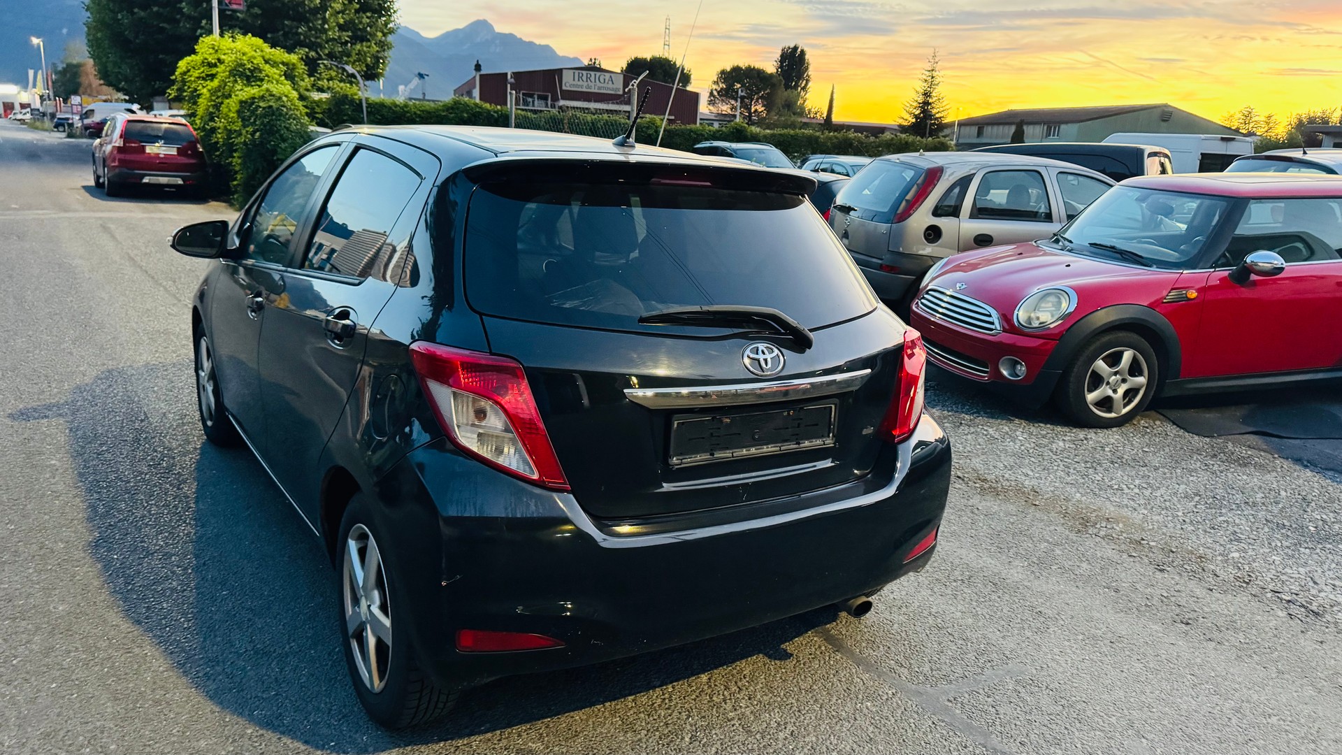 TOYOTA Yaris 1.33 Style-image-4