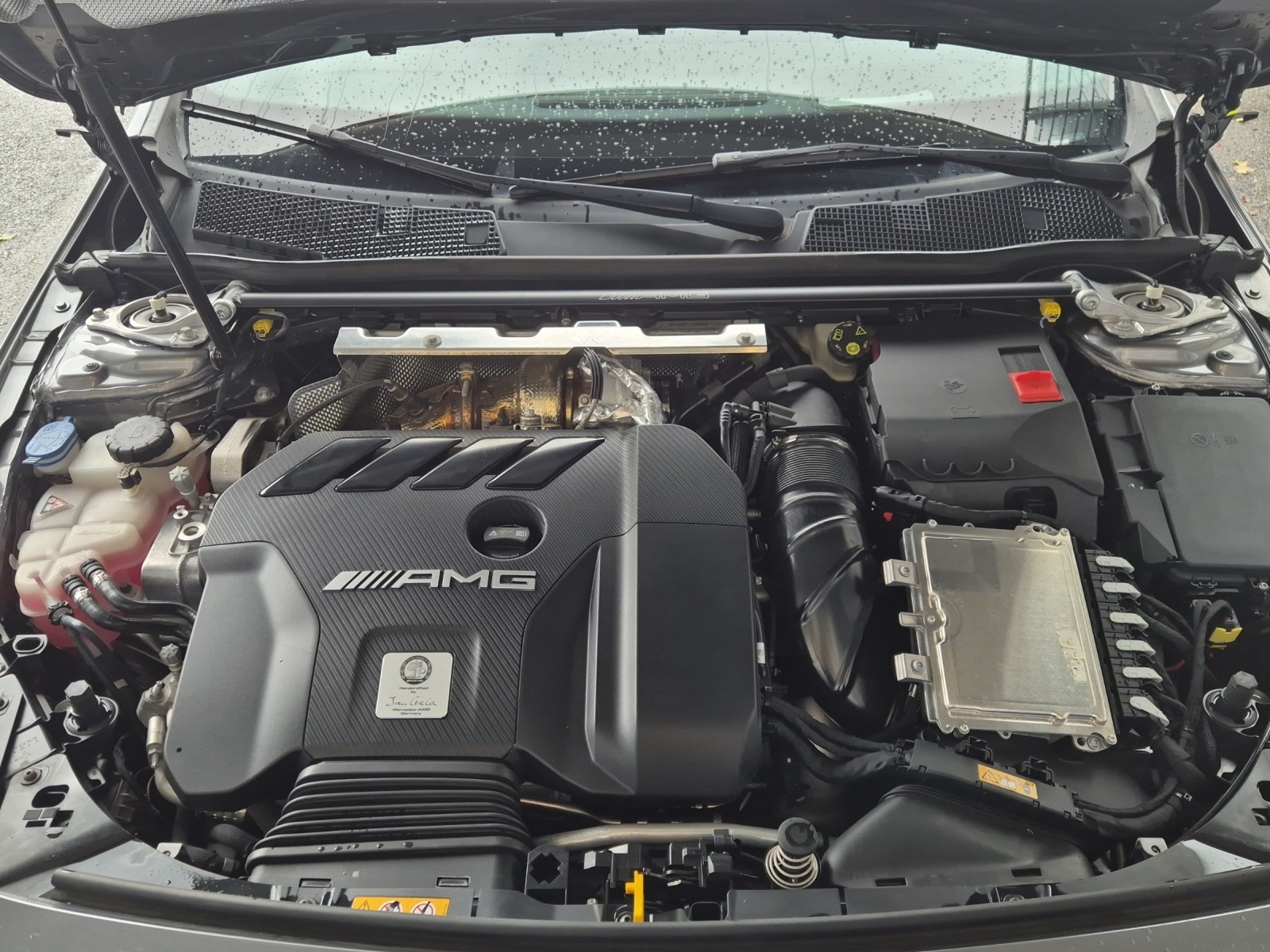 MERCEDES-BENZ A 45 S AMG 4Matic+-image-18
