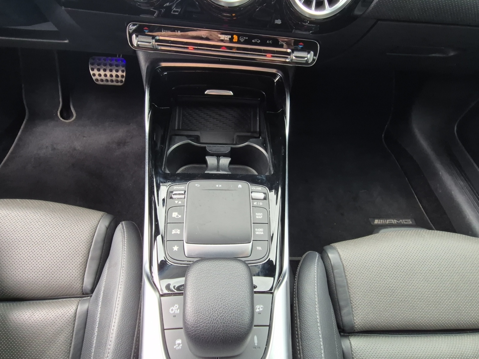 MERCEDES-BENZ A 45 S AMG 4Matic+-image-10
