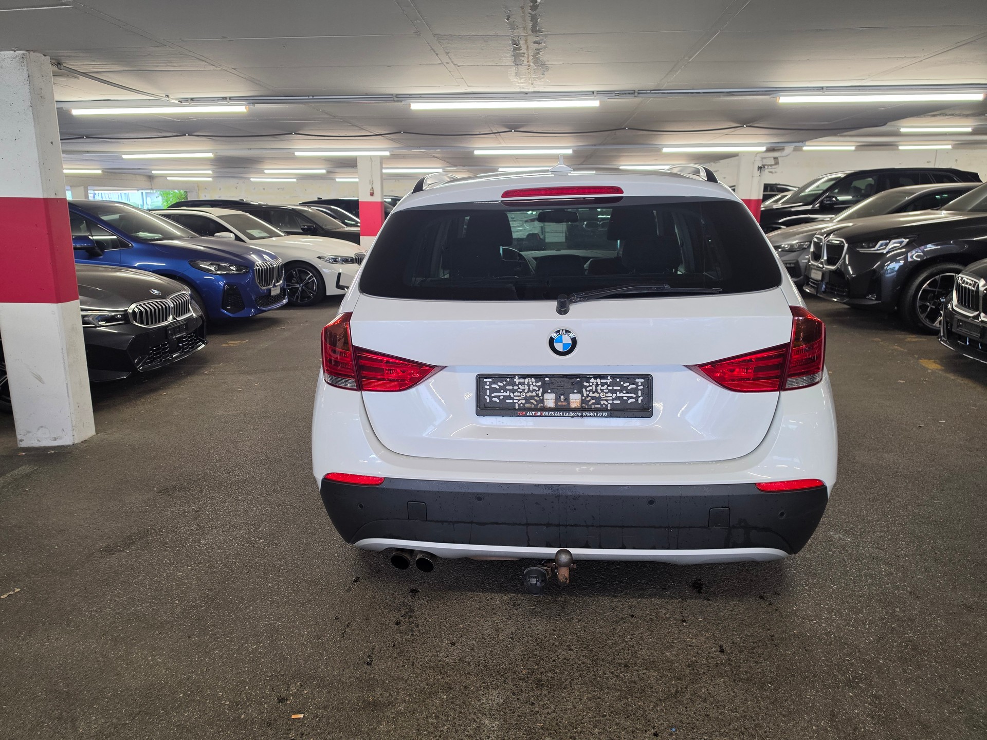 BMW X1 xDrive 20i Steptronic-image-4