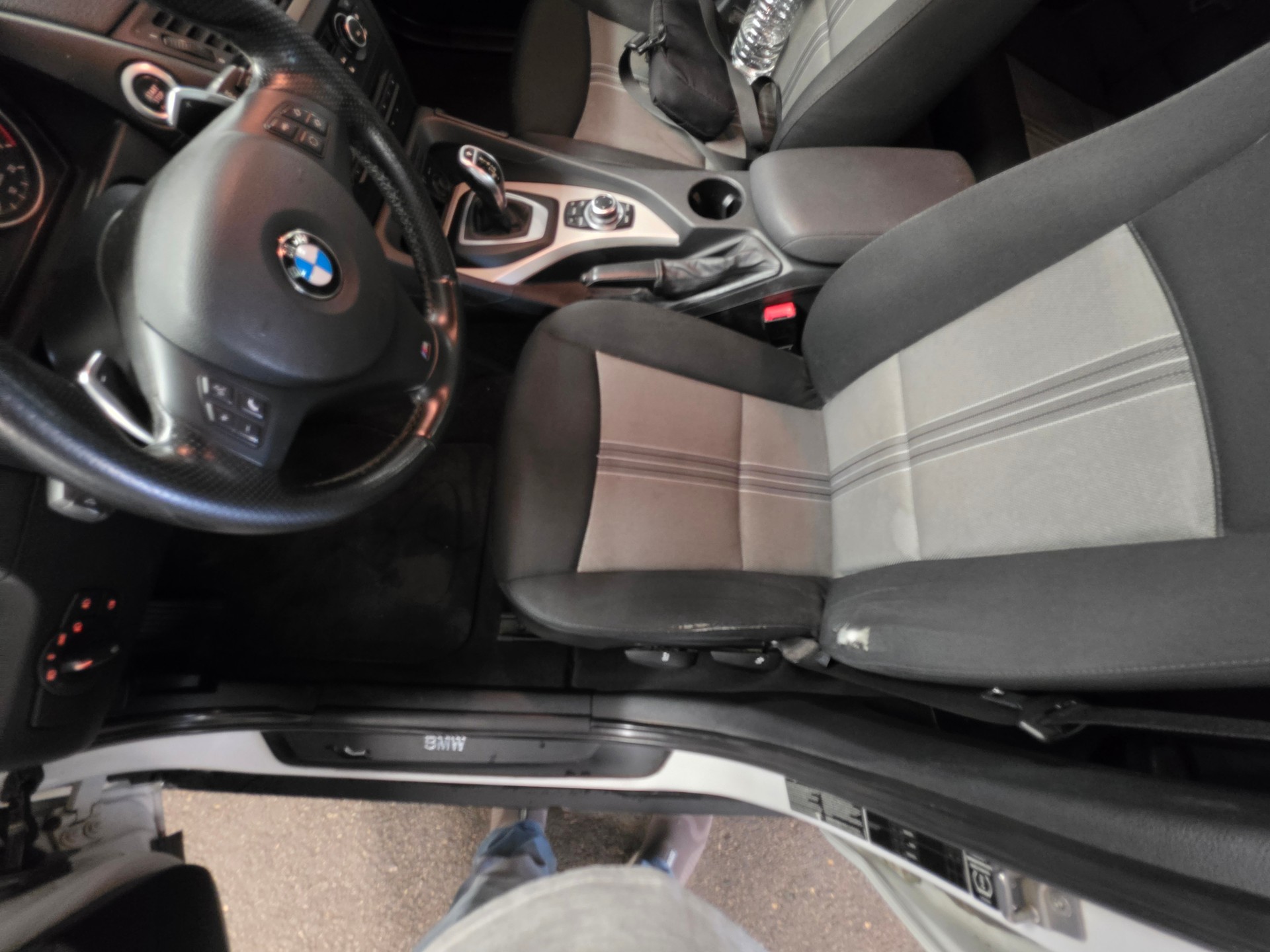 BMW X1 xDrive 20i Steptronic-image-13