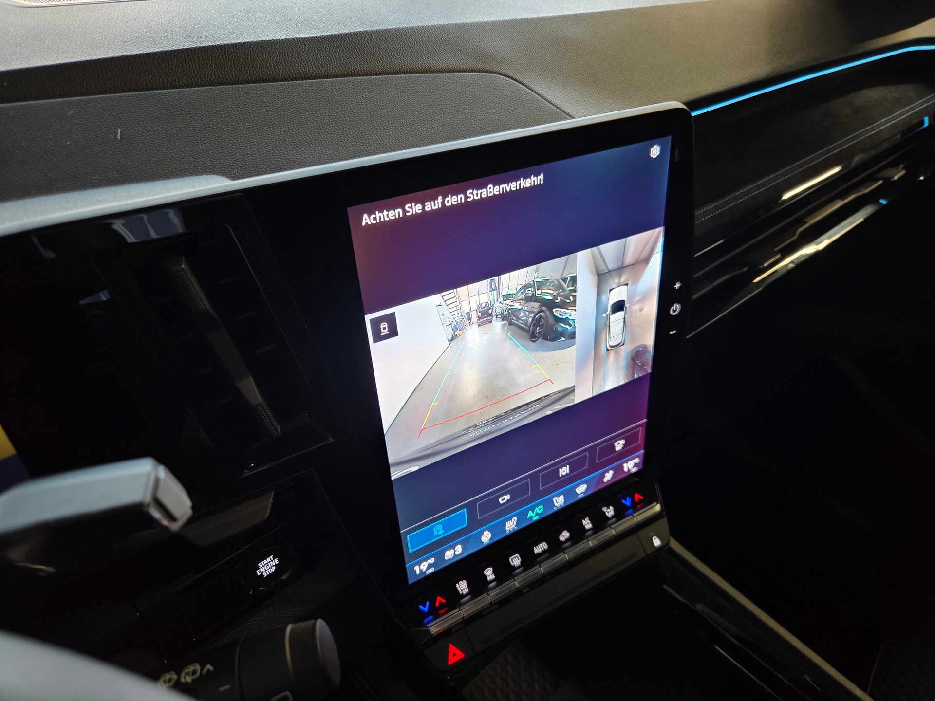 RENAULT Austral 1.2 E-Tech iconic esprit Alpine-image-10
