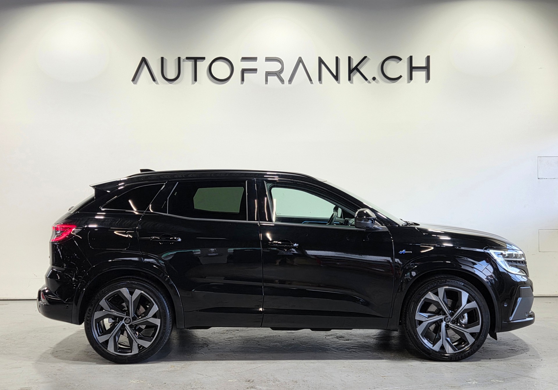 RENAULT Austral 1.2 E-Tech iconic esprit Alpine-image-1