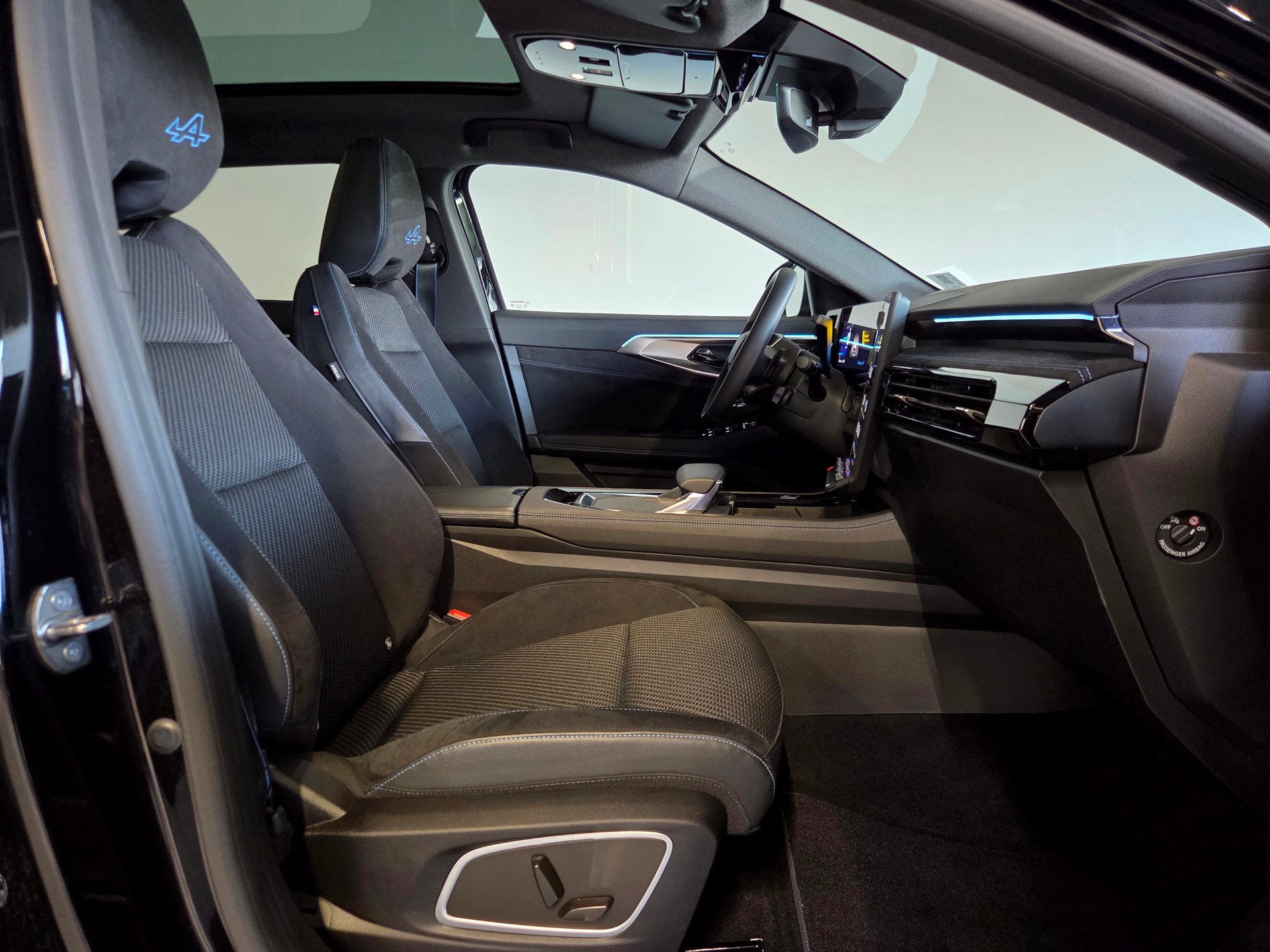 RENAULT Austral 1.2 E-Tech iconic esprit Alpine-image-14