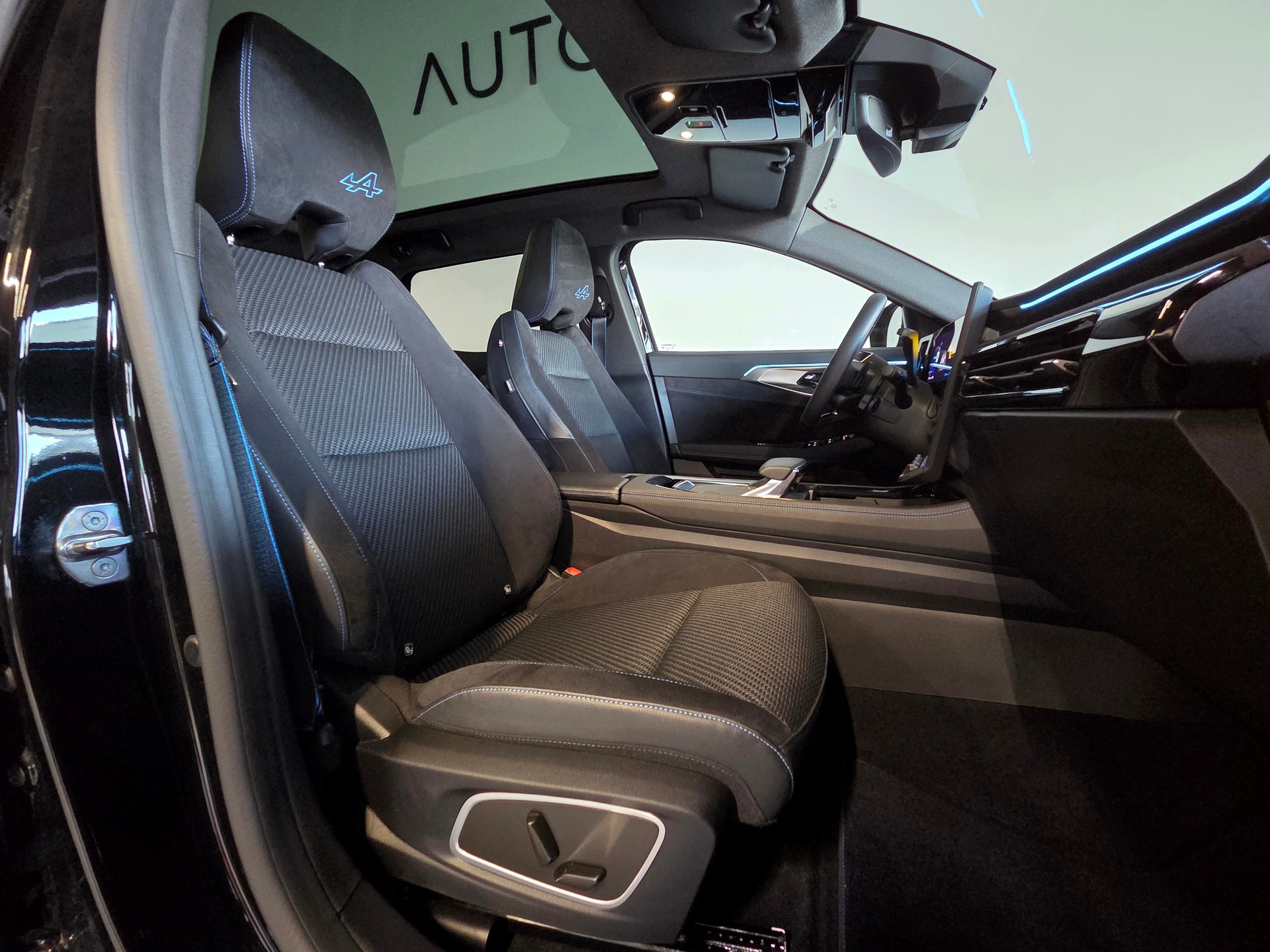 RENAULT Austral 1.2 E-Tech iconic esprit Alpine-image-4