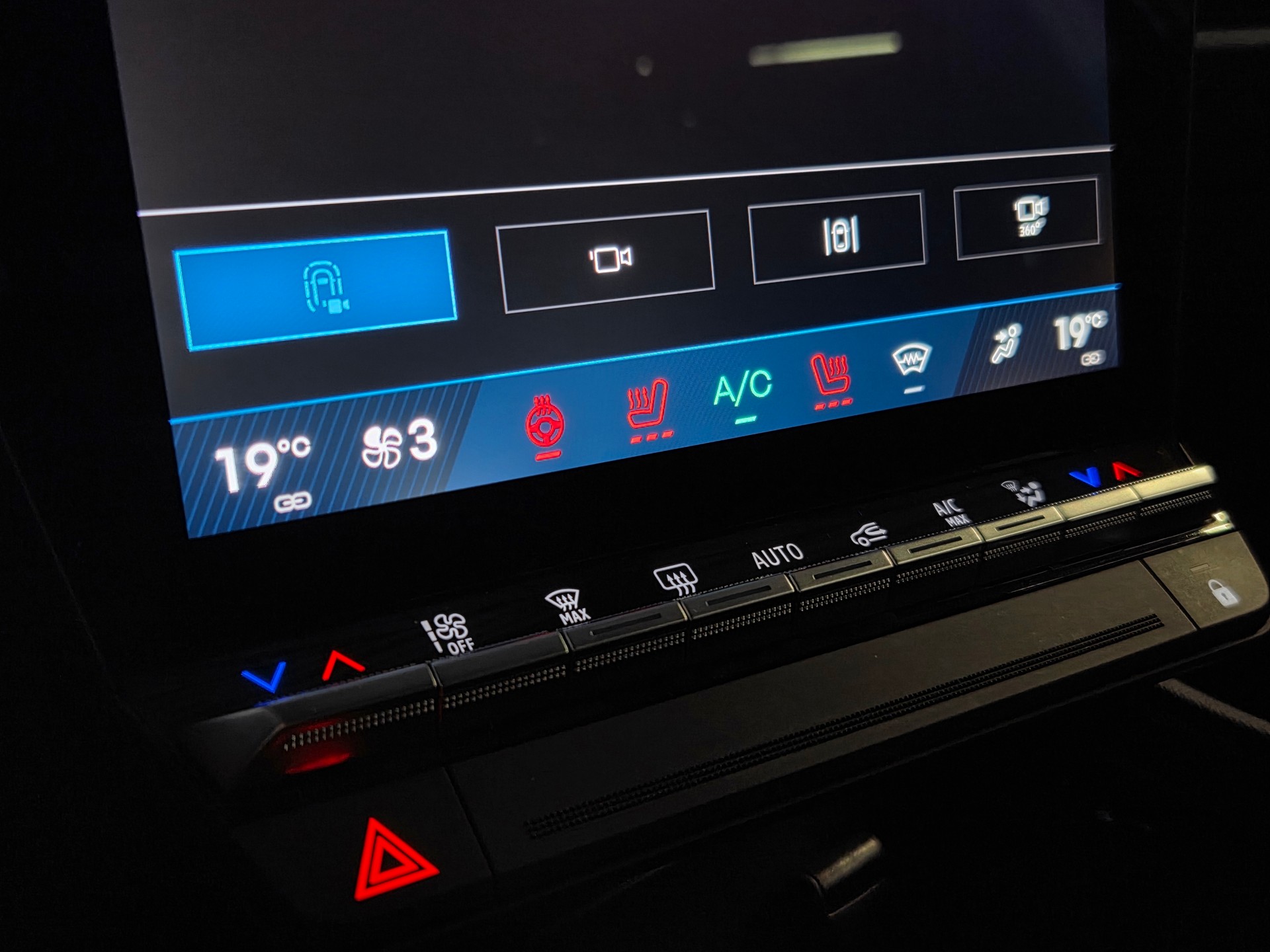 RENAULT Austral 1.2 E-Tech iconic esprit Alpine-image-16