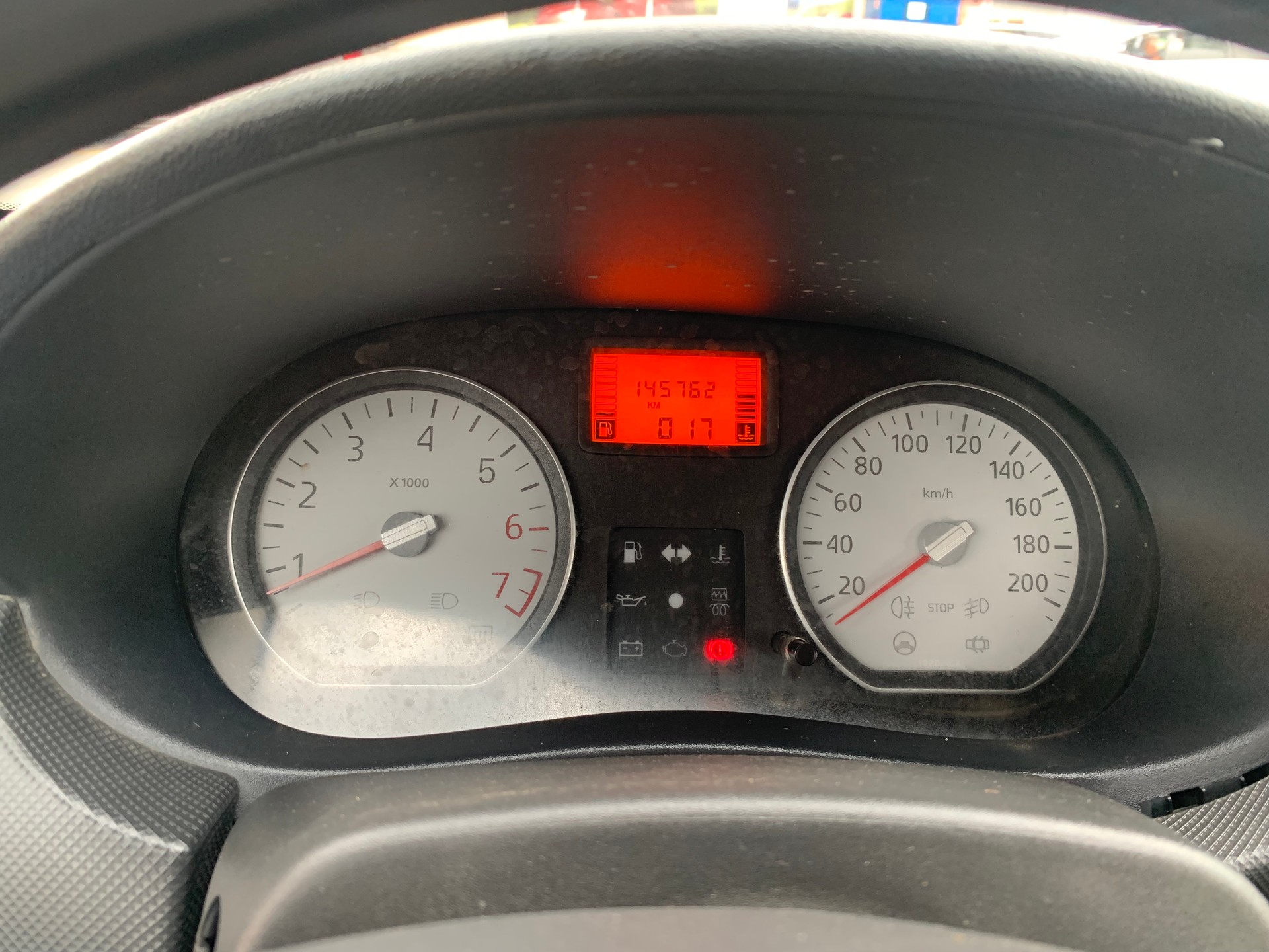 DACIA Sandero 1.6 Lauréate-image-11