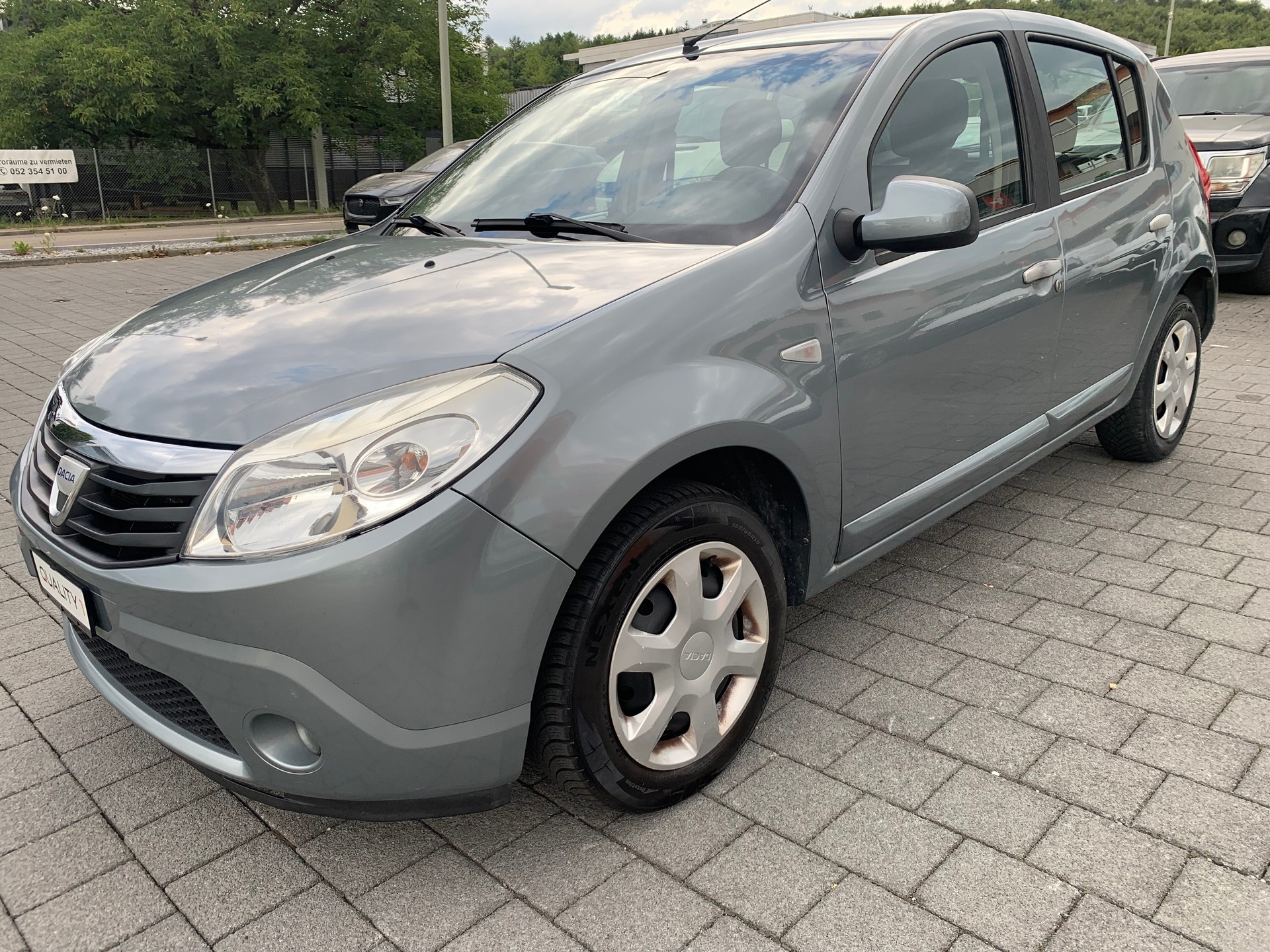 DACIA Sandero 1.6 Lauréate-image-6