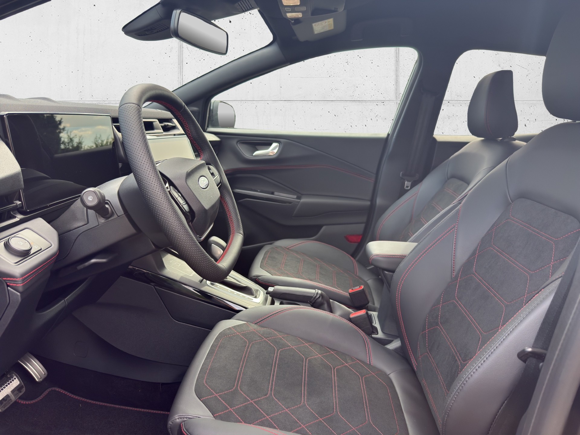 FORD Puma 1.0 EcoB Hybrid 155 ST-Line X Black&White Ed.-image-8