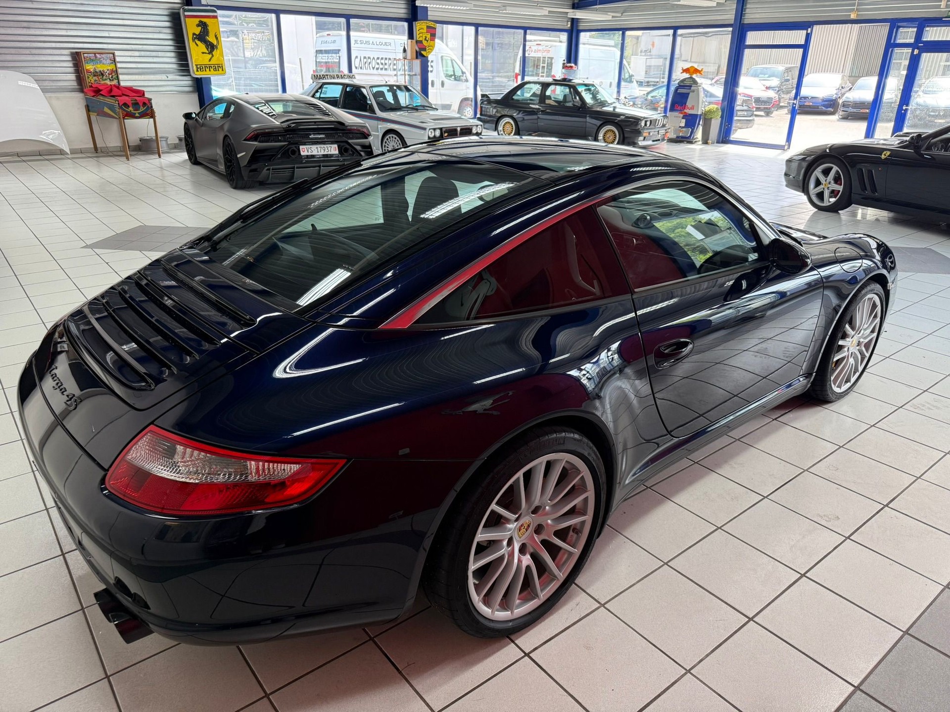 PORSCHE 911 Targa 4-image-3