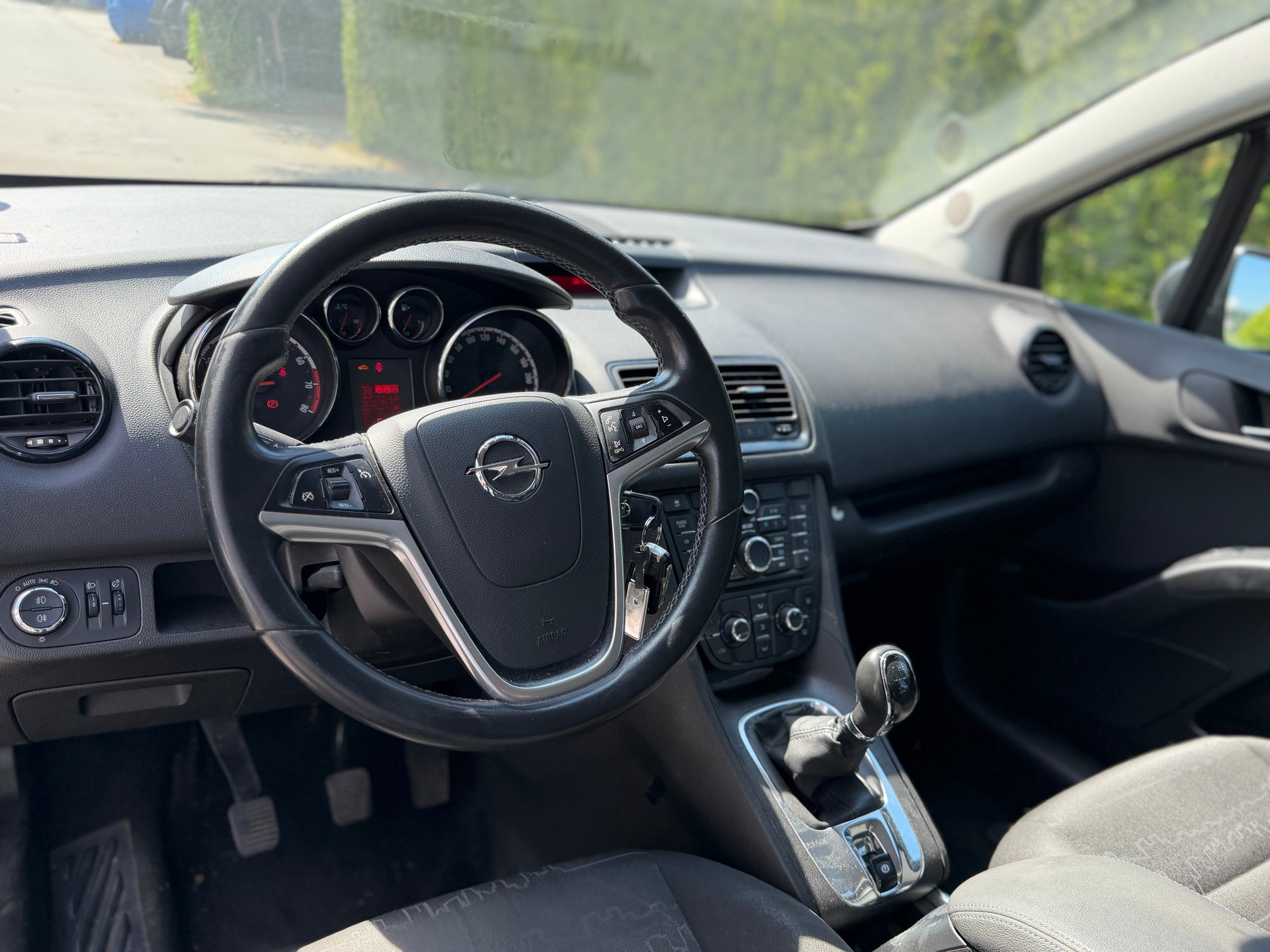 OPEL Meriva 1.4 Turbo Cosmo-image-7