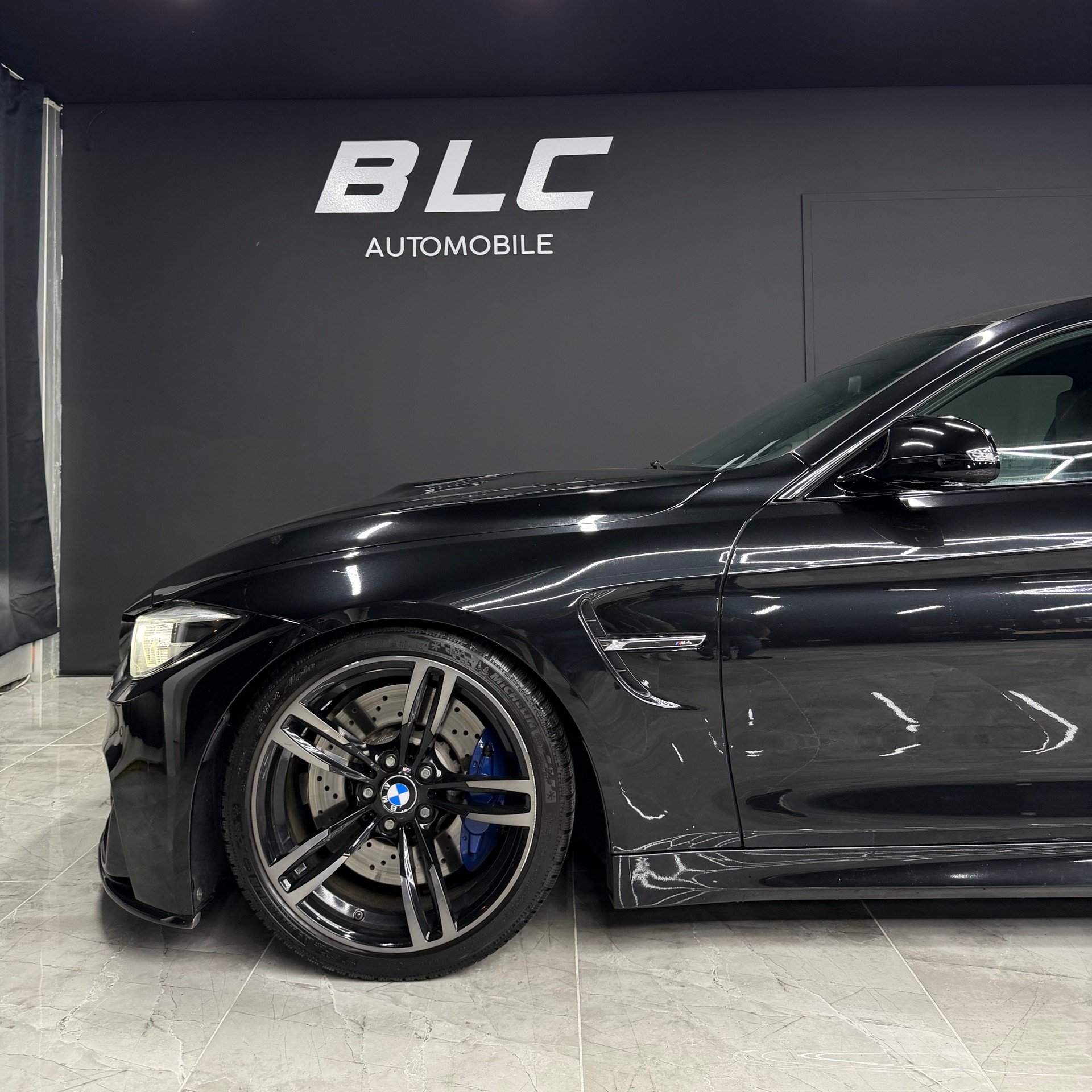 BMW M4 Coupé DKG-image-3