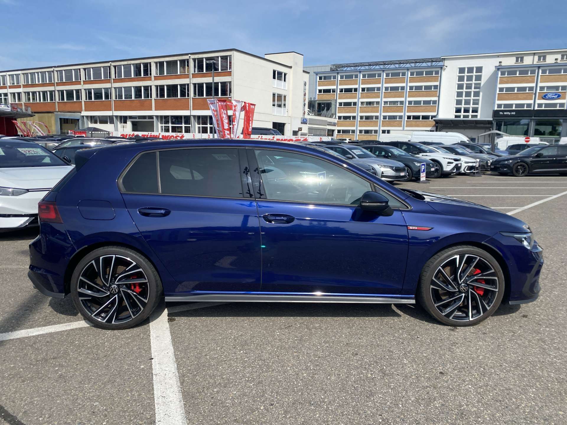 VW Golf 2.0 TSi GTi DSG-Automat 245PS-image-8