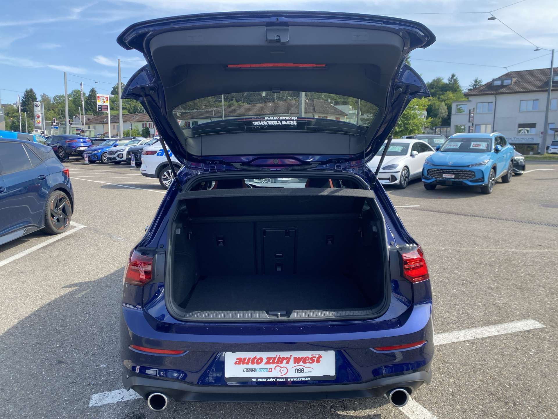 VW Golf 2.0 TSi GTi DSG-Automat 245PS-image-5