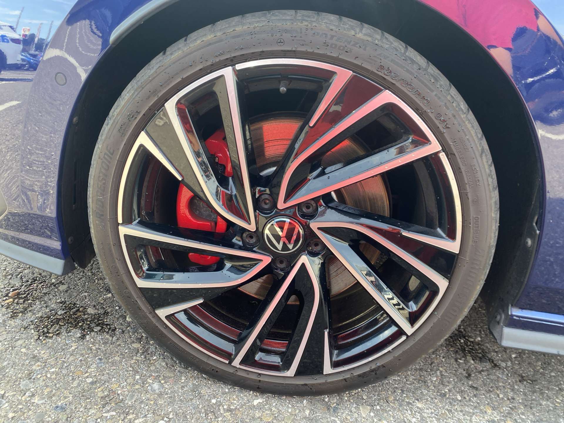 VW Golf 2.0 TSi GTi DSG-Automat 245PS-image-6
