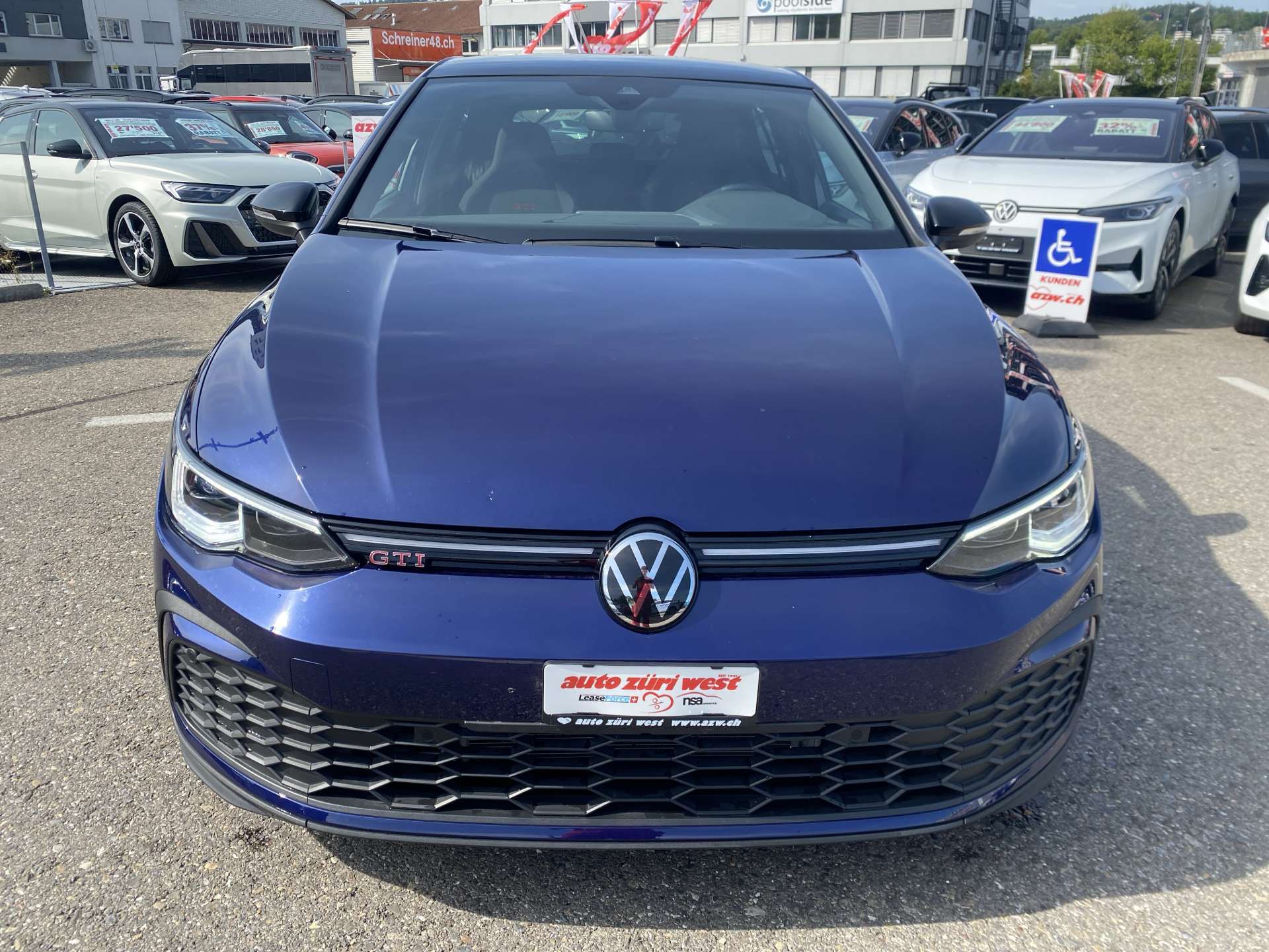 VW Golf 2.0 TSi GTi DSG-Automat 245PS-image-11