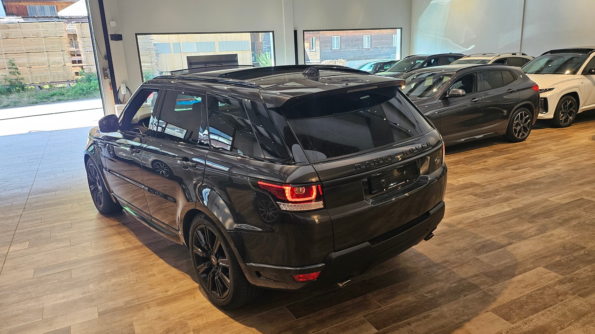 LAND ROVER Range Rover Sport 4.4 SDV8 Autobiography Automatic-image-13