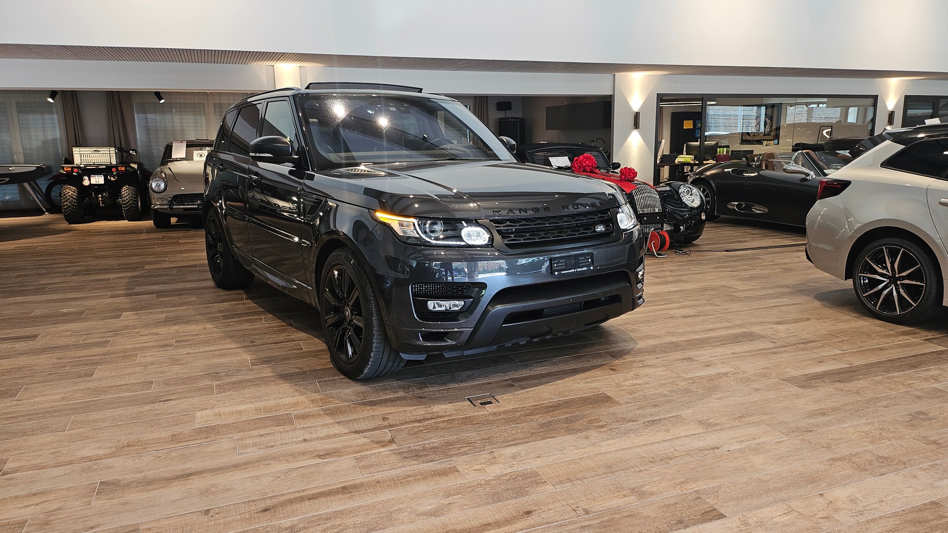 LAND ROVER Range Rover Sport 4.4 SDV8 Autobiography Automatic-image-4