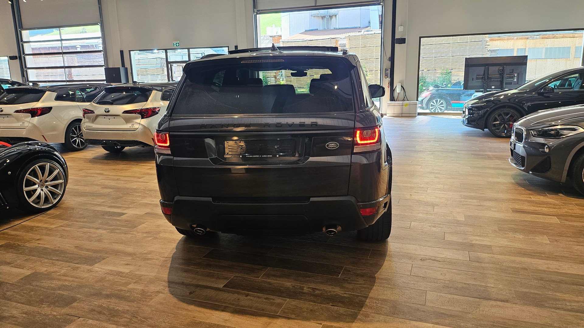 LAND ROVER Range Rover Sport 4.4 SDV8 Autobiography Automatic-image-10