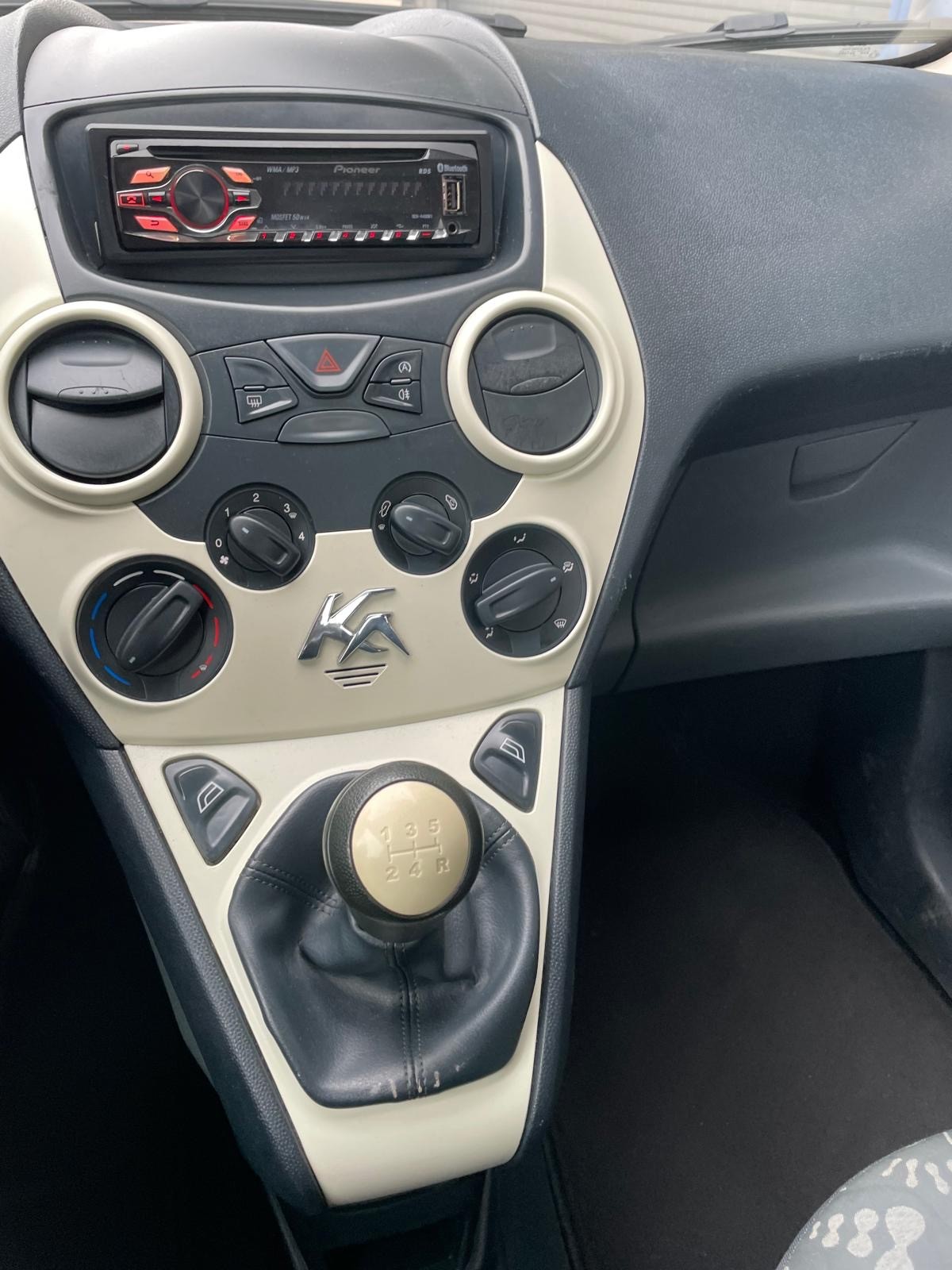 FORD KA 1.25 Ambiente-image-5