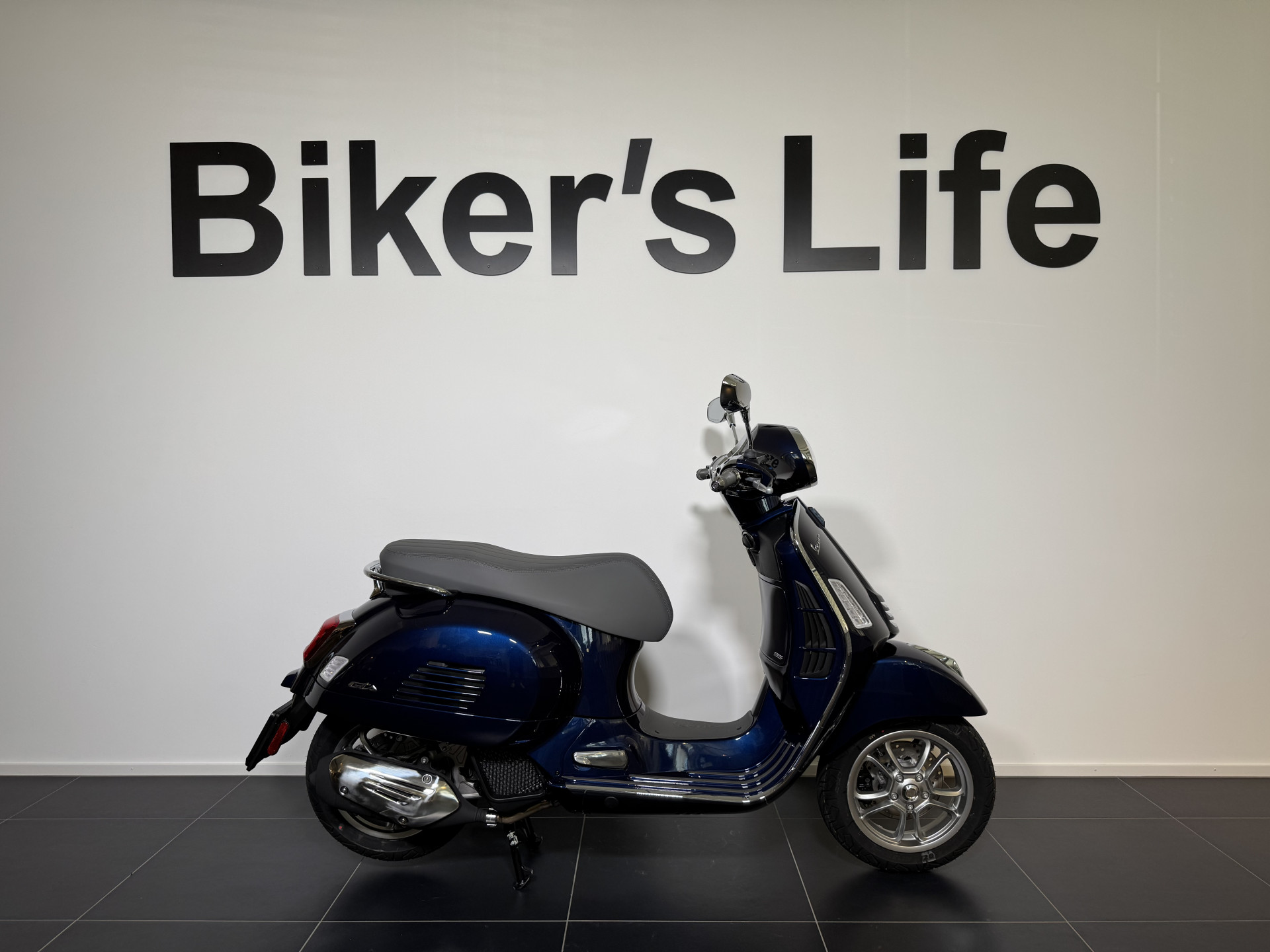PIAGGIO Vespa GTS 125