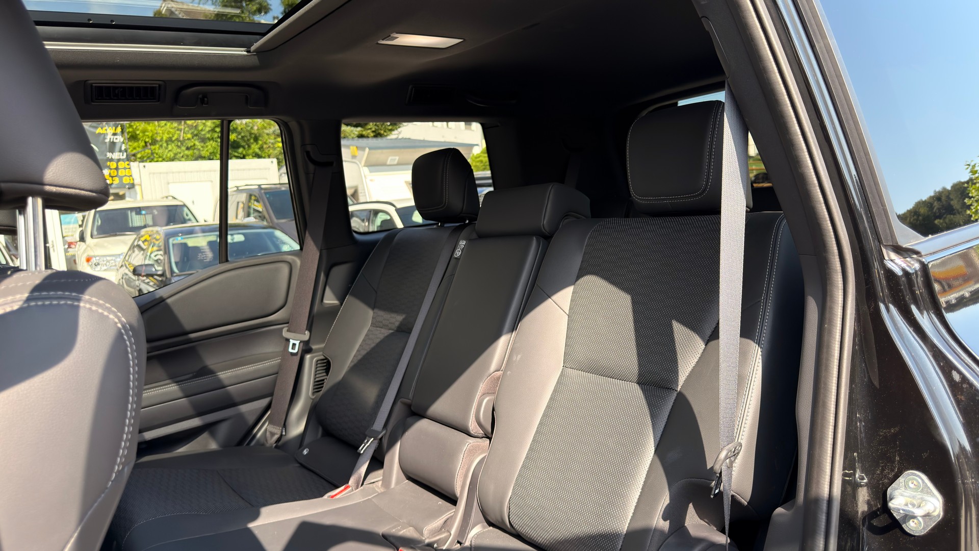 TOYOTA Land Cruiser 2.8TD Invincible-image-11