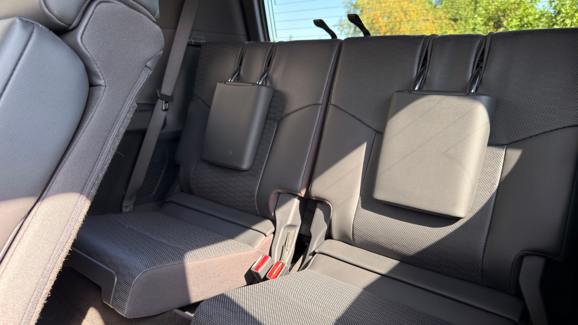 TOYOTA Land Cruiser 2.8TD Invincible-image-12