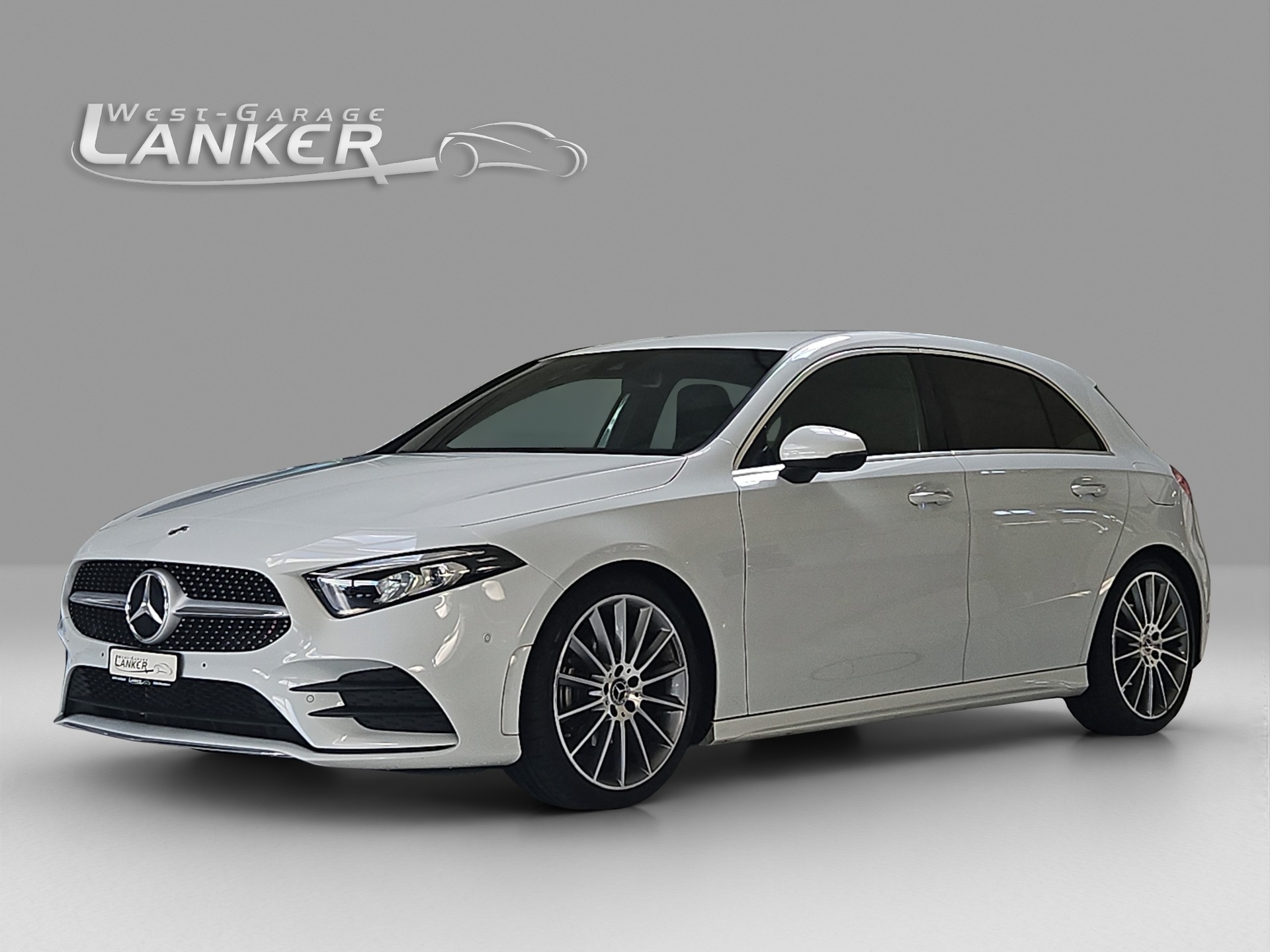 MERCEDES-BENZ A 200 AMG Line-image-0