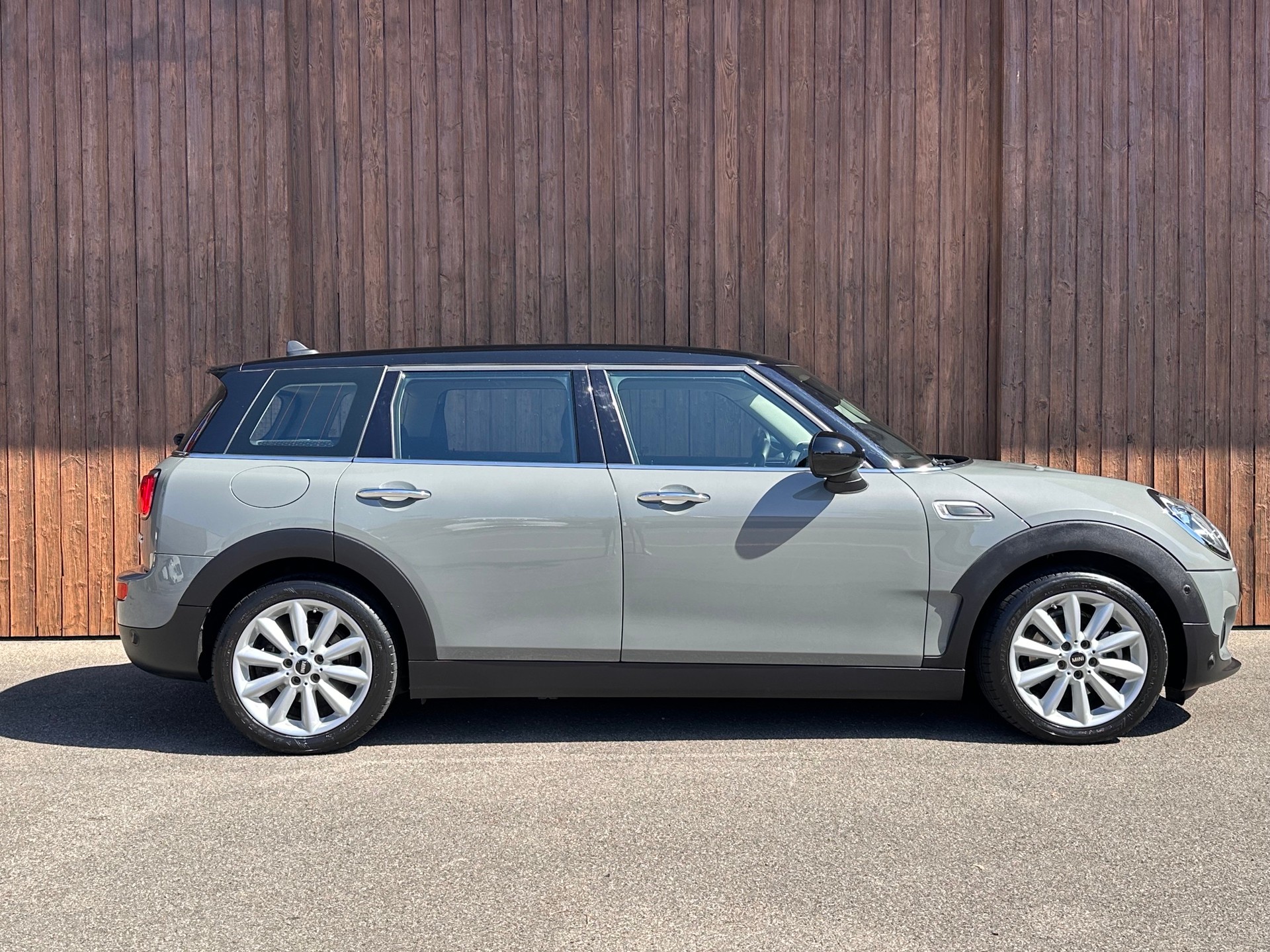 MINI Clubman Cooper Steptronic DKG-image-0