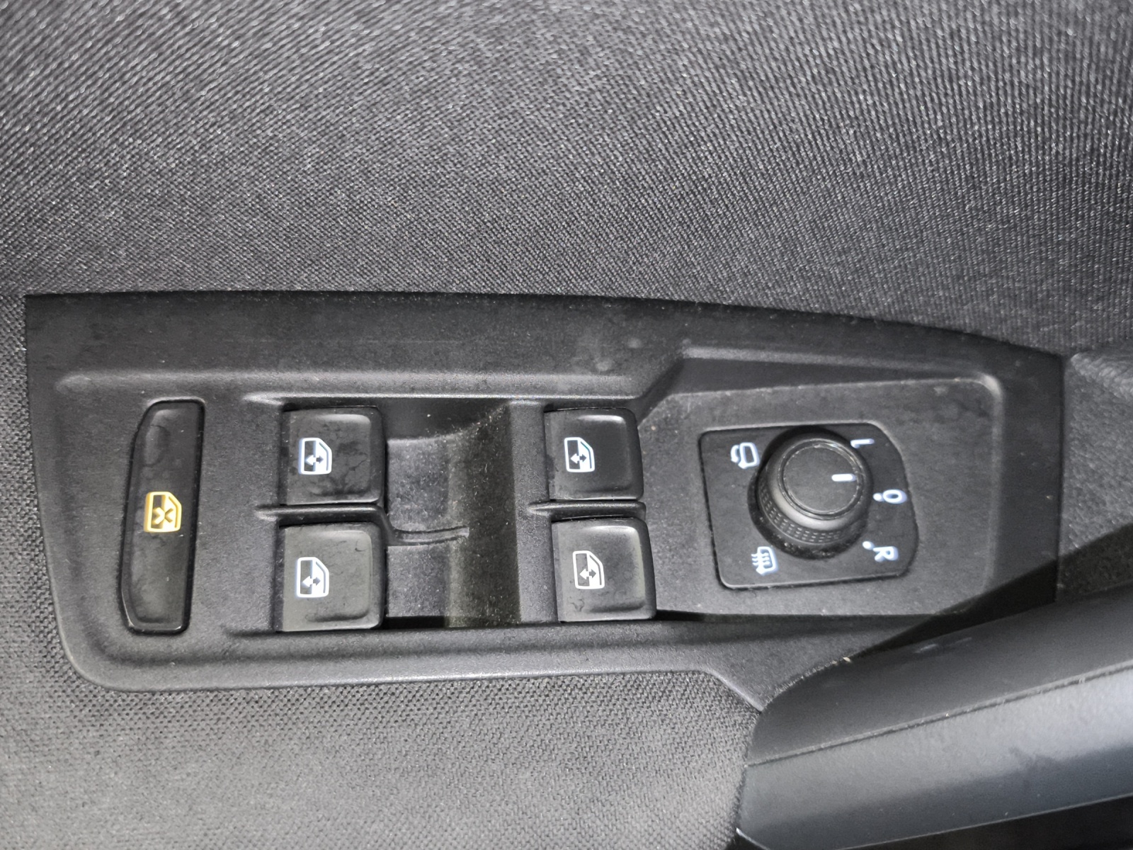 VW Tiguan 2.0TSI Comfortline 4Motion DSG-image-15