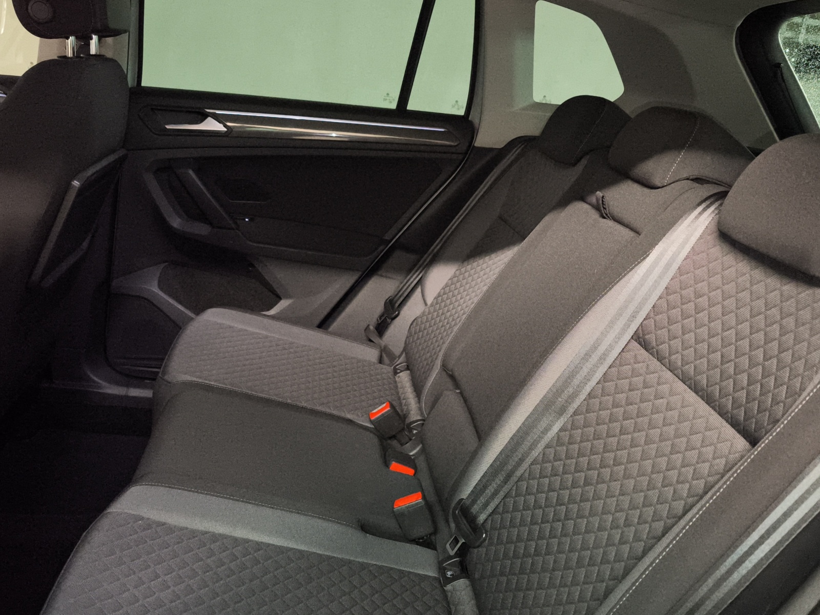 VW Tiguan 2.0TSI Comfortline 4Motion DSG-image-10