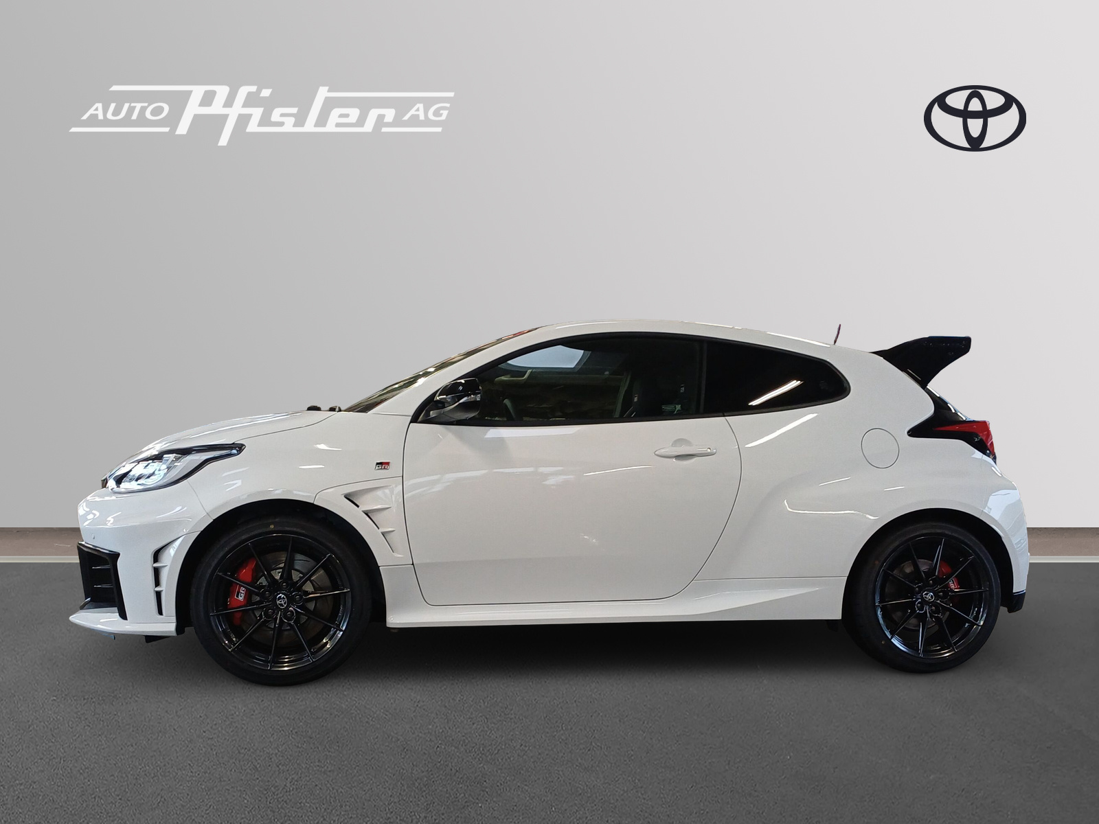 TOYOTA GR Yaris 1.6 Turbo Sport 4x4-image-2