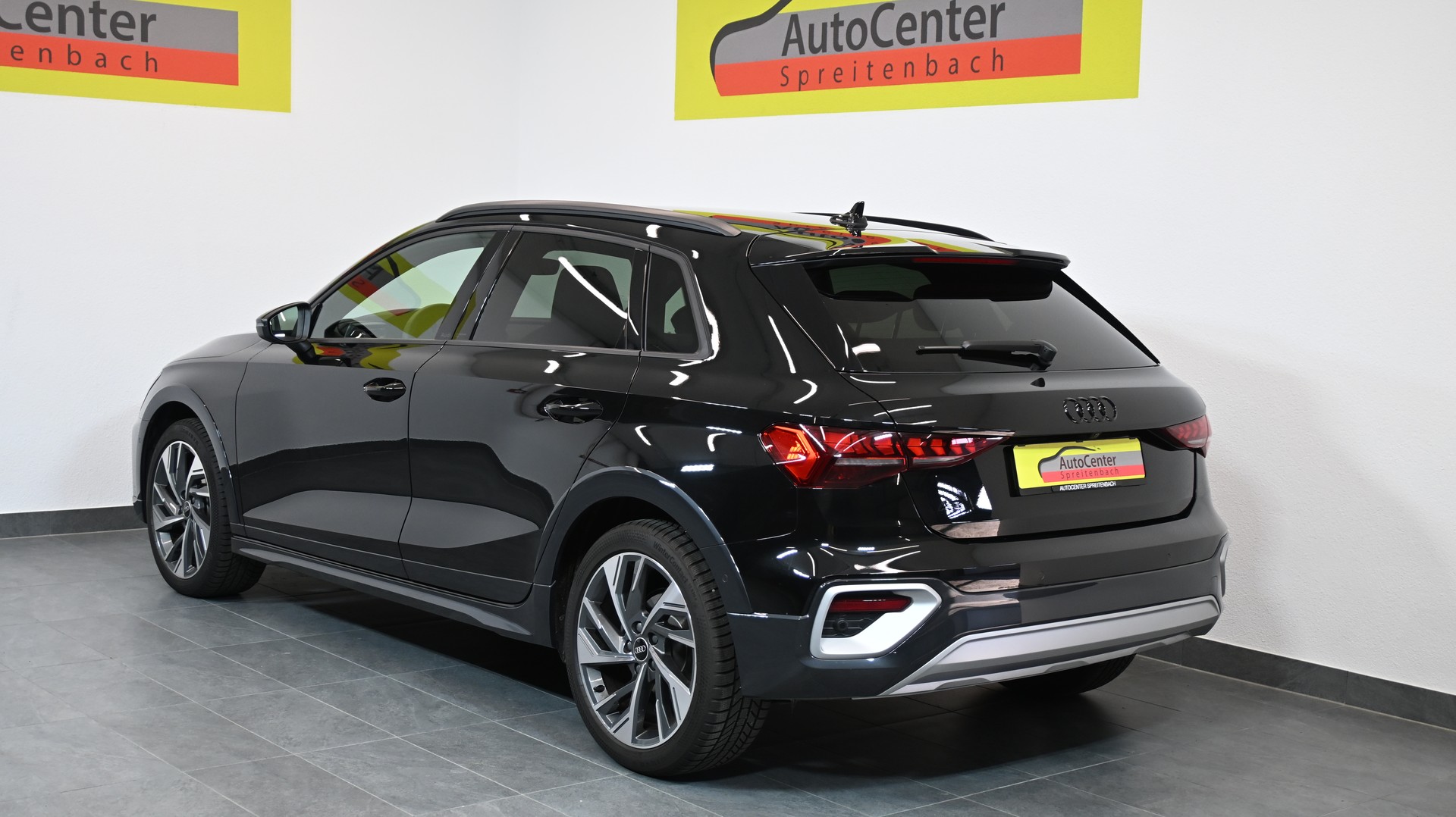 AUDI A3 allstreet 35 TFSI Attraction S-tronic-image-14