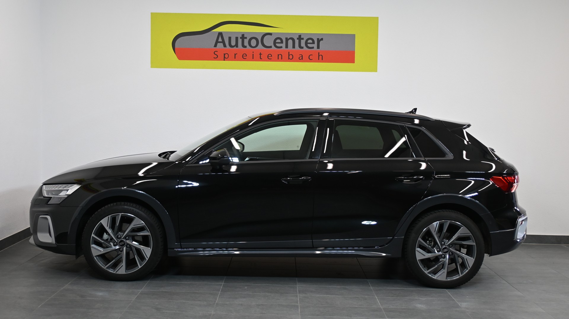 AUDI A3 allstreet 35 TFSI Attraction S-tronic-image-13