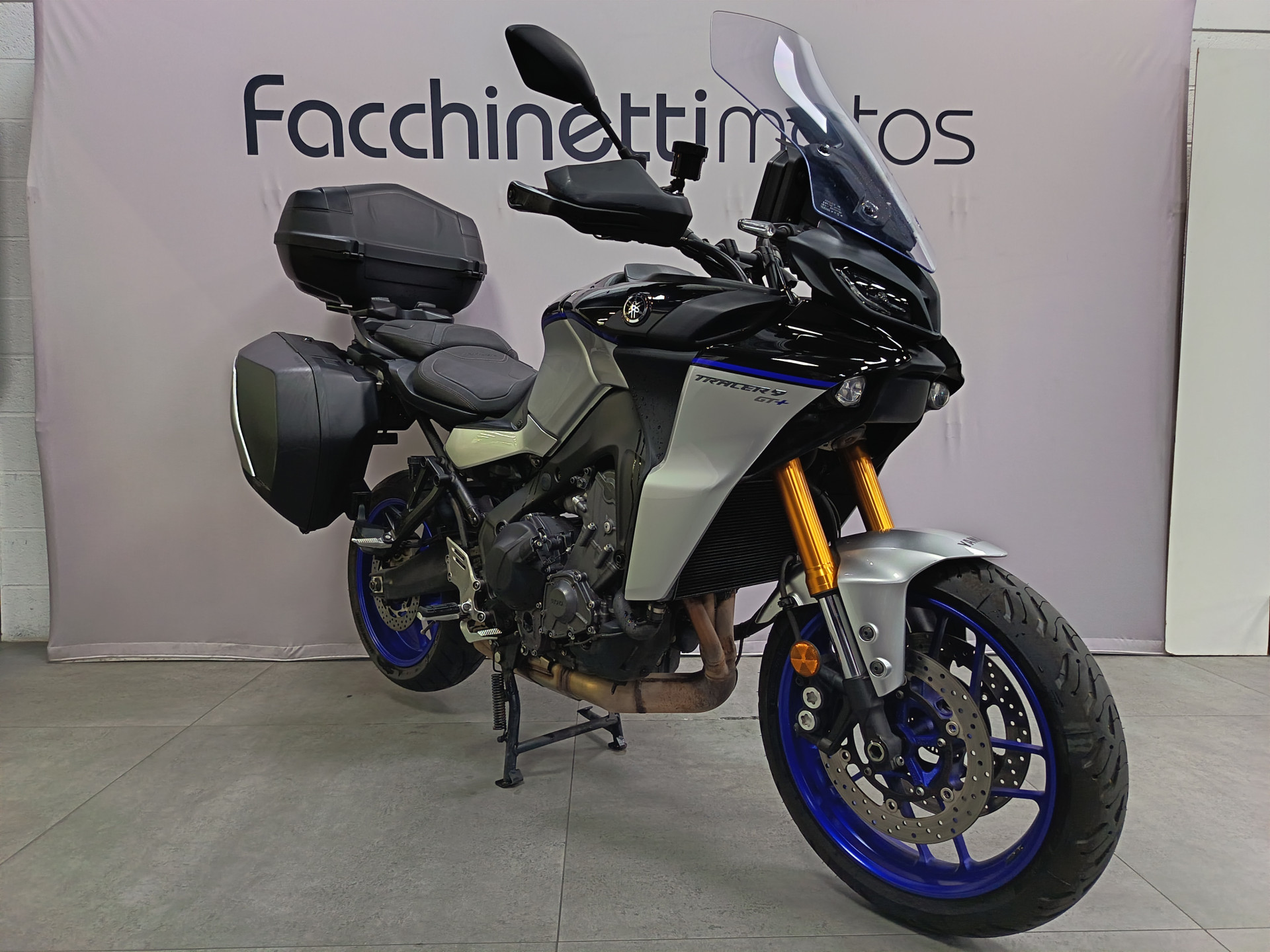 YAMAHA Tracer 9 GT+-showroom-element-1