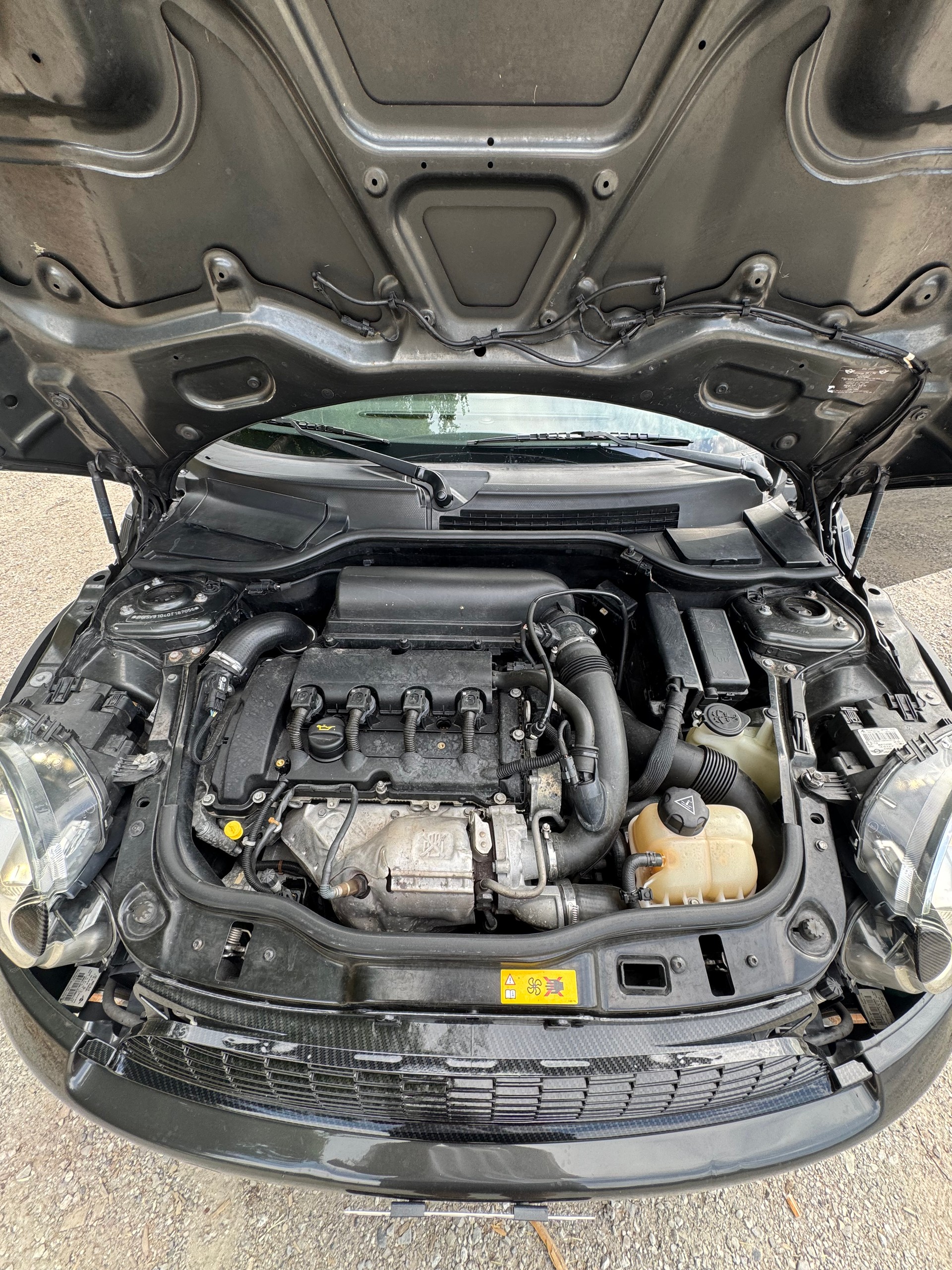 MINI 1.6i John Cooper Works-image-4