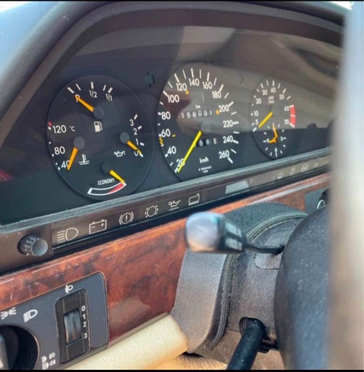 MERCEDES-BENZ 560 SEC Automatic Original AMG Packet-image-2