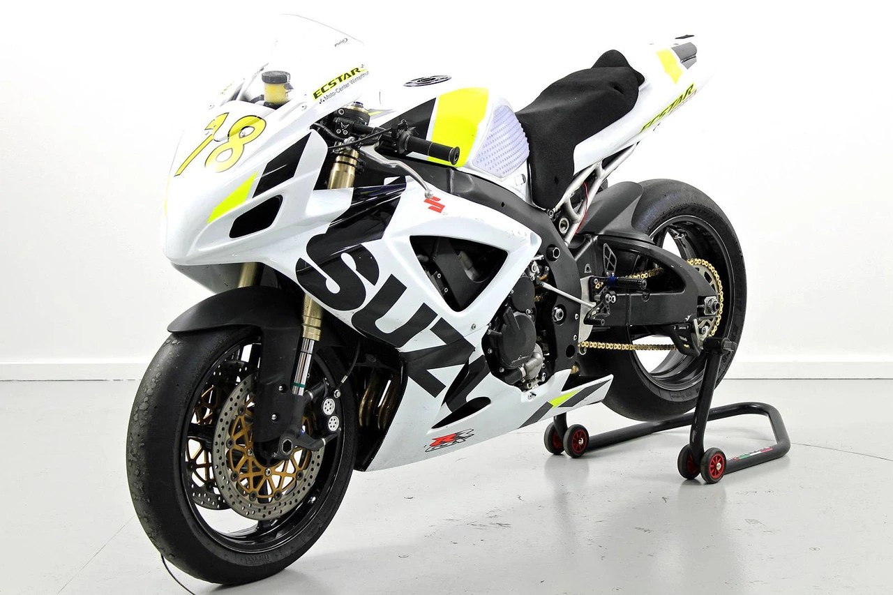 SUZUKI GSX-R 600 Racing-showroom-element-2