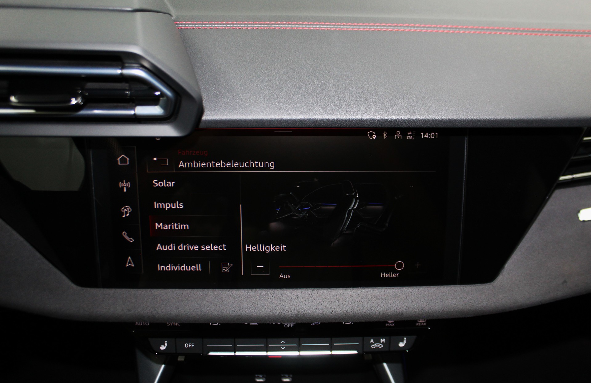 AUDI S3 Sportback TFSI quattro S-tronic 333PS Optikpaket schwarz / CH-Fahrzeug-image-23