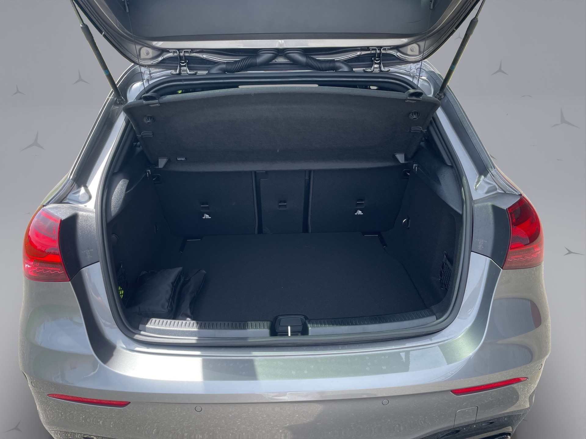 MERCEDES-BENZ A 45 S AMG 4matic+-image-17