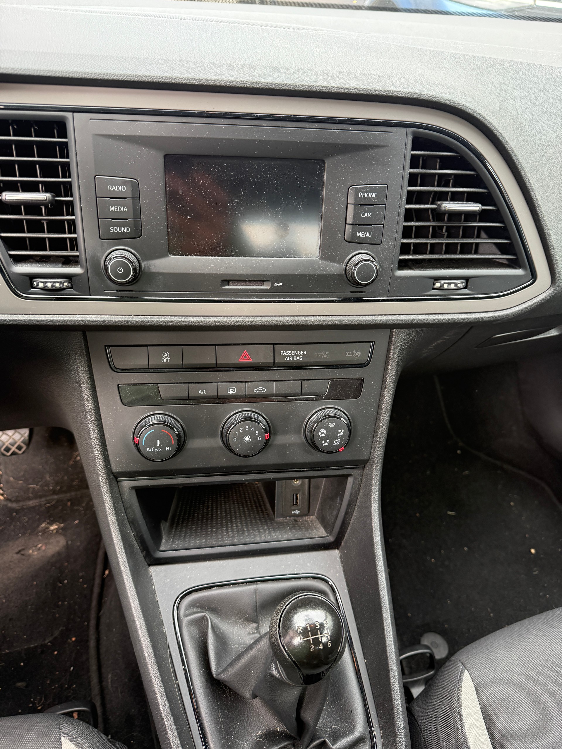 SEAT Leon 1.0 Ecomotive TSI Style-image-7